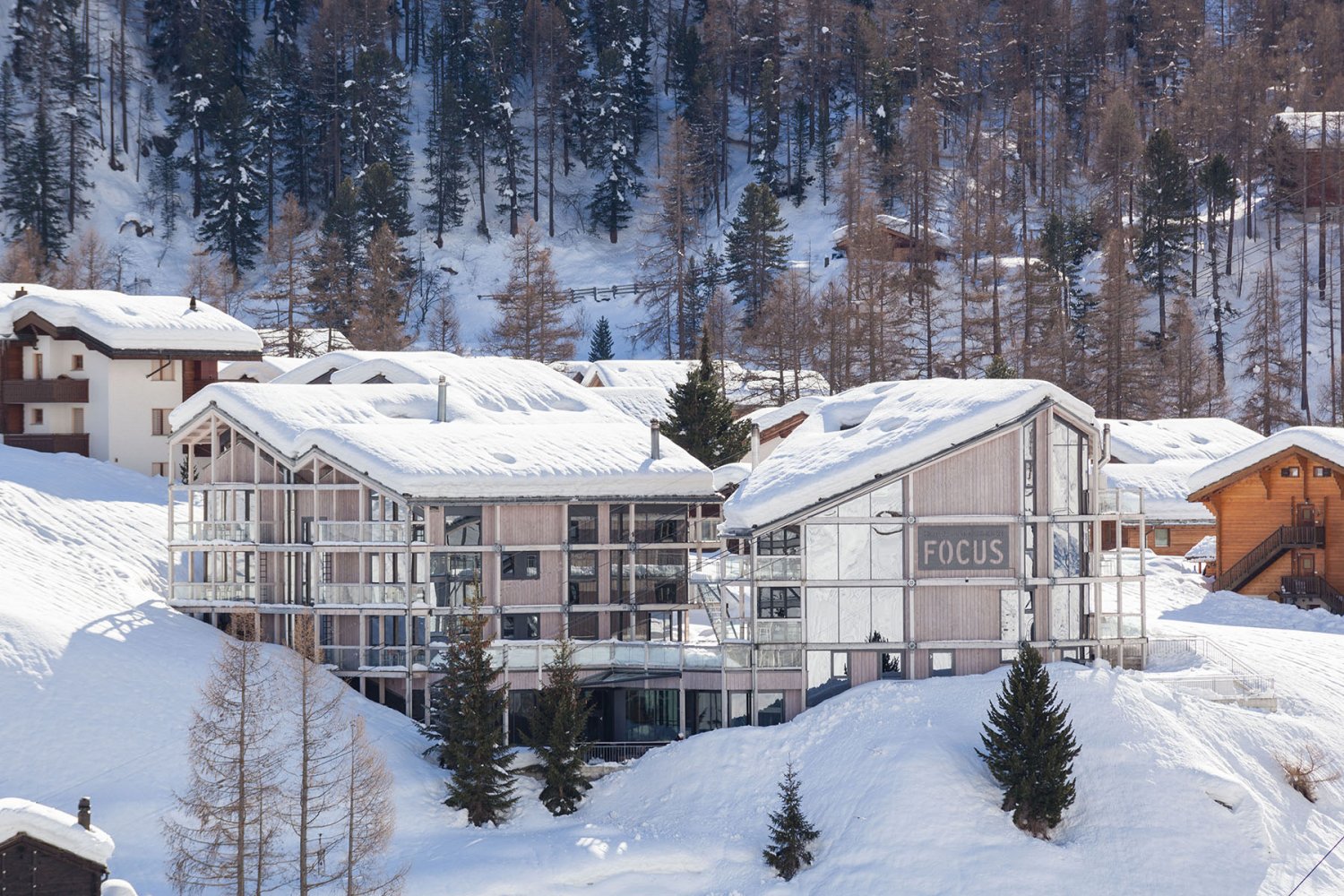 Matterhorn FOCUS - Luxury ski hotel gallery image 7 showing alpine architecture, interior design, or mountain views