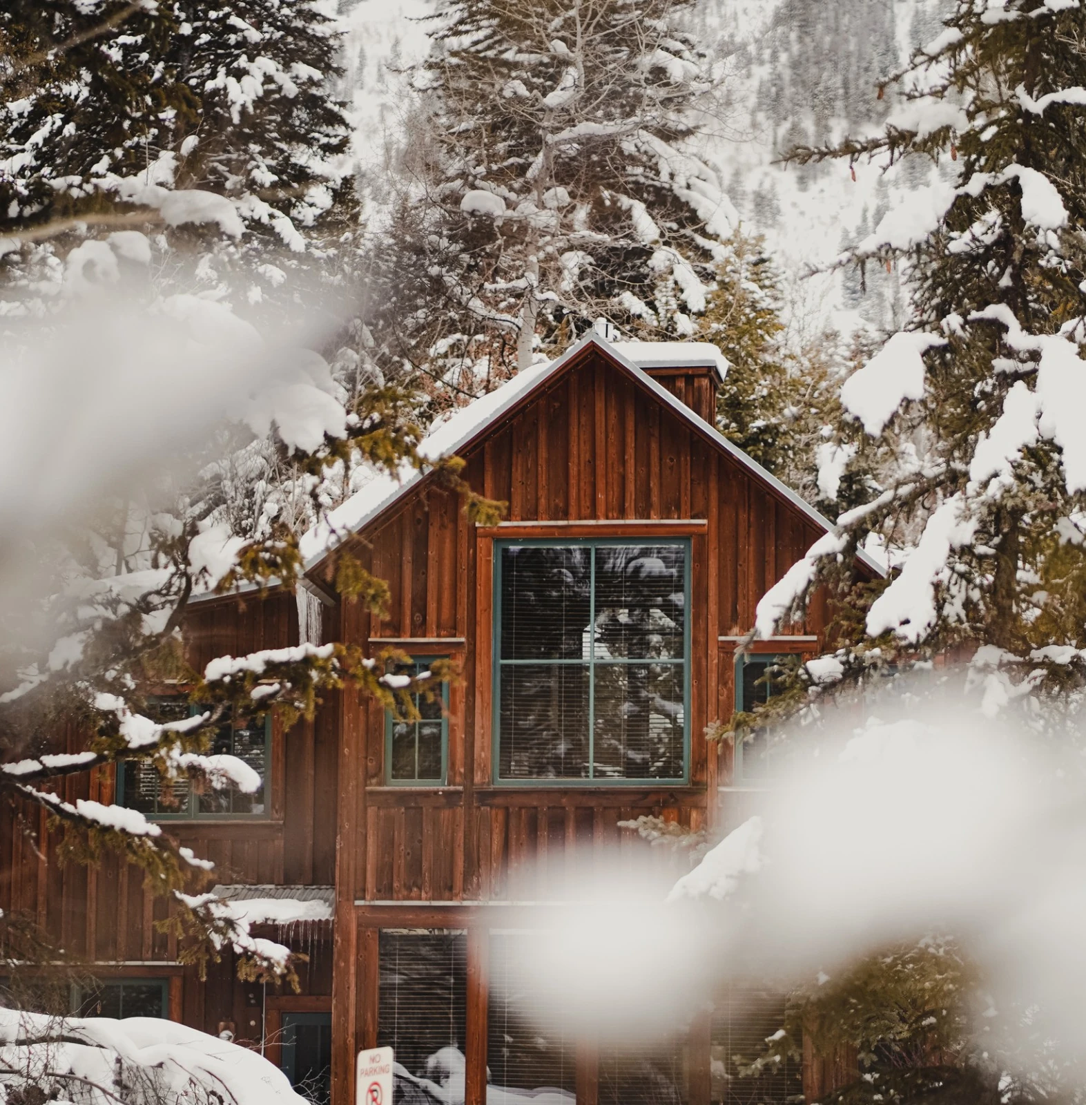 Sundance Resort - Luxury ski hotel gallery image 4 showing alpine architecture, interior design, or mountain views