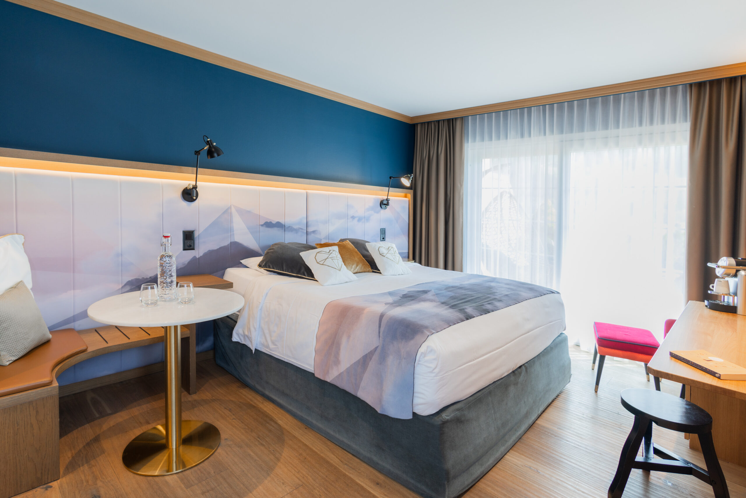 Boutique Hotel Glacier - Luxury ski hotel gallery image 12 showing alpine architecture, interior design, or mountain views