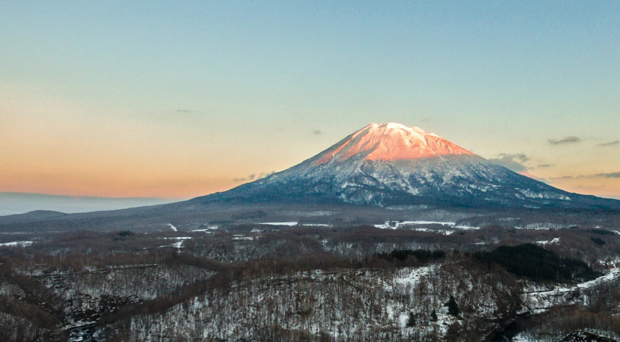 Sansui Niseko - Luxury ski hotel gallery image 7 showing alpine architecture, interior design, or mountain views