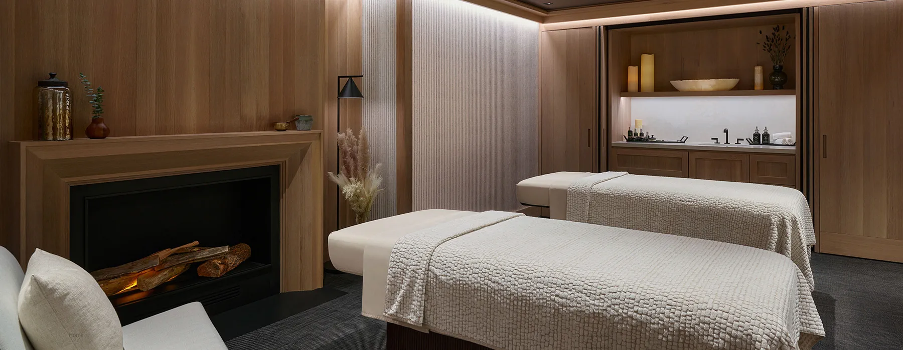 The Little Nell - Luxury ski hotel gallery image 25 showing alpine architecture, interior design, or mountain views