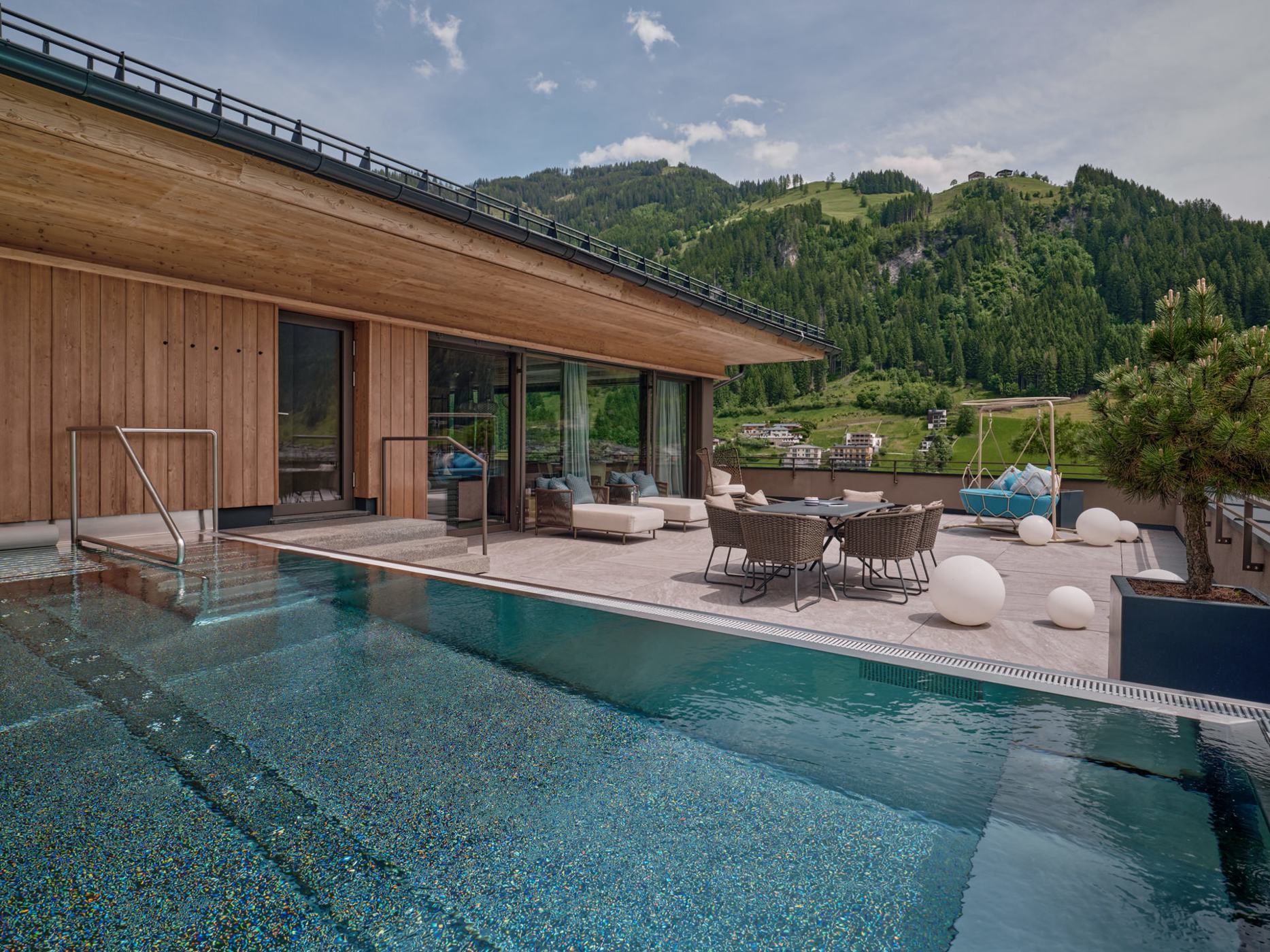 DAS EDELWEISS - Salzburg Mountain Resort - Luxury ski hotel gallery image 17 showing alpine architecture, interior design, or mountain views