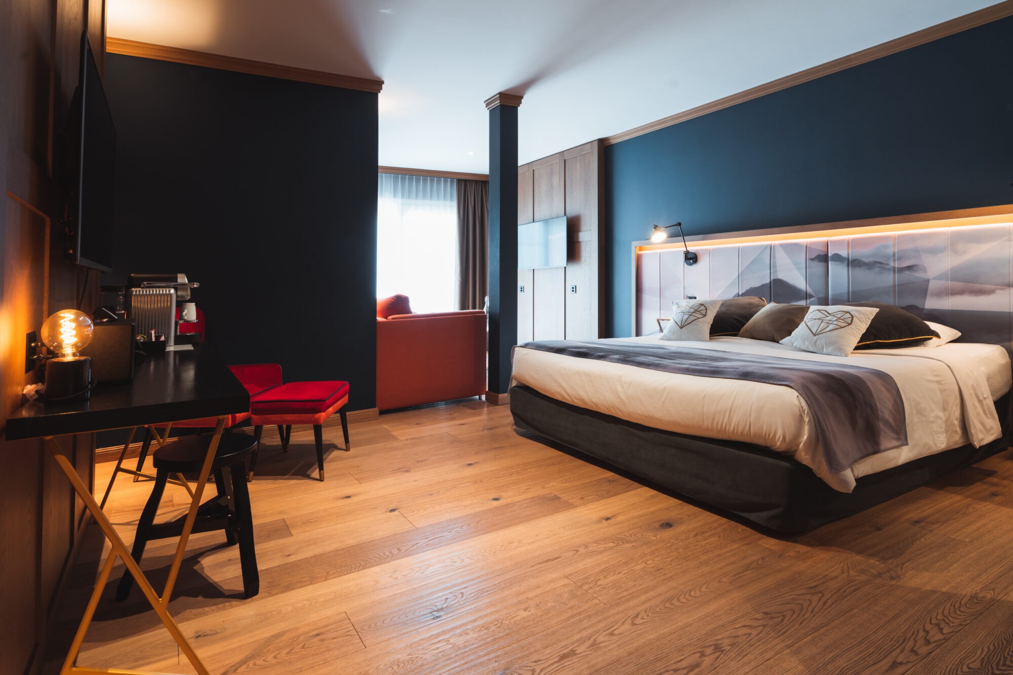 Boutique Hotel Glacier - Luxury ski hotel gallery image 7 showing alpine architecture, interior design, or mountain views