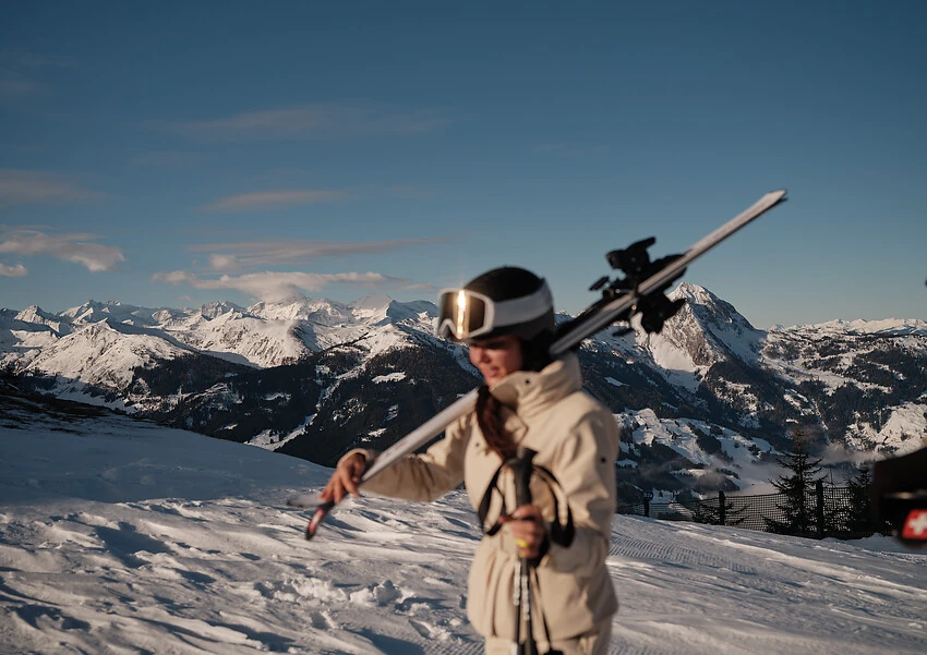 DAS EDELWEISS - Salzburg Mountain Resort - Luxury ski hotel gallery image 13 showing alpine architecture, interior design, or mountain views