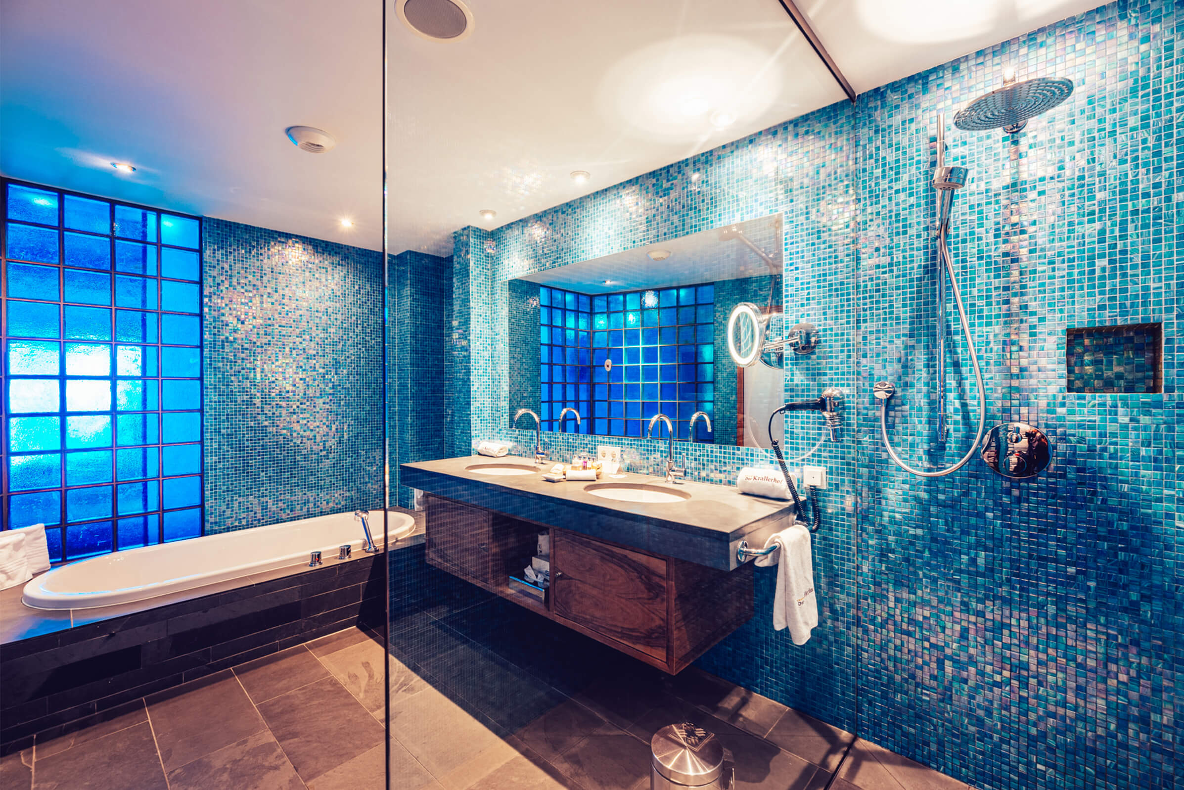 Hotel Krallerhof - Luxury ski hotel gallery image 20 showing alpine architecture, interior design, or mountain views