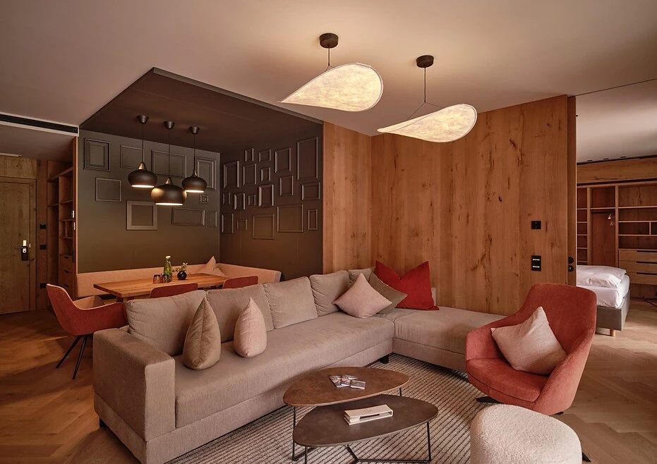 DAS EDELWEISS - Salzburg Mountain Resort - Luxury ski hotel gallery image 4 showing alpine architecture, interior design, or mountain views