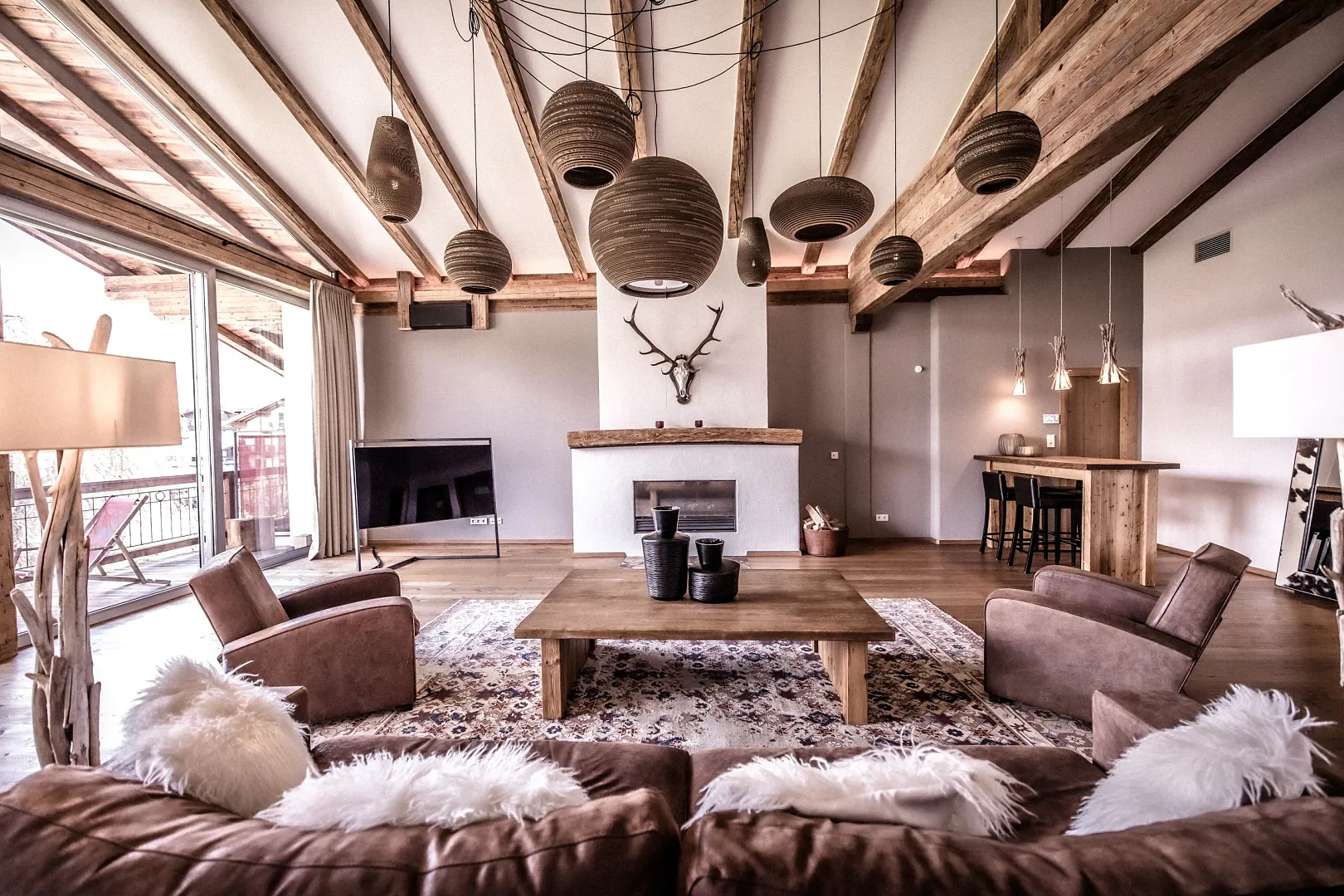 Hotel Kitzhof Mountain Design Resort - Luxury ski hotel gallery image 13 showing alpine architecture, interior design, or mountain views