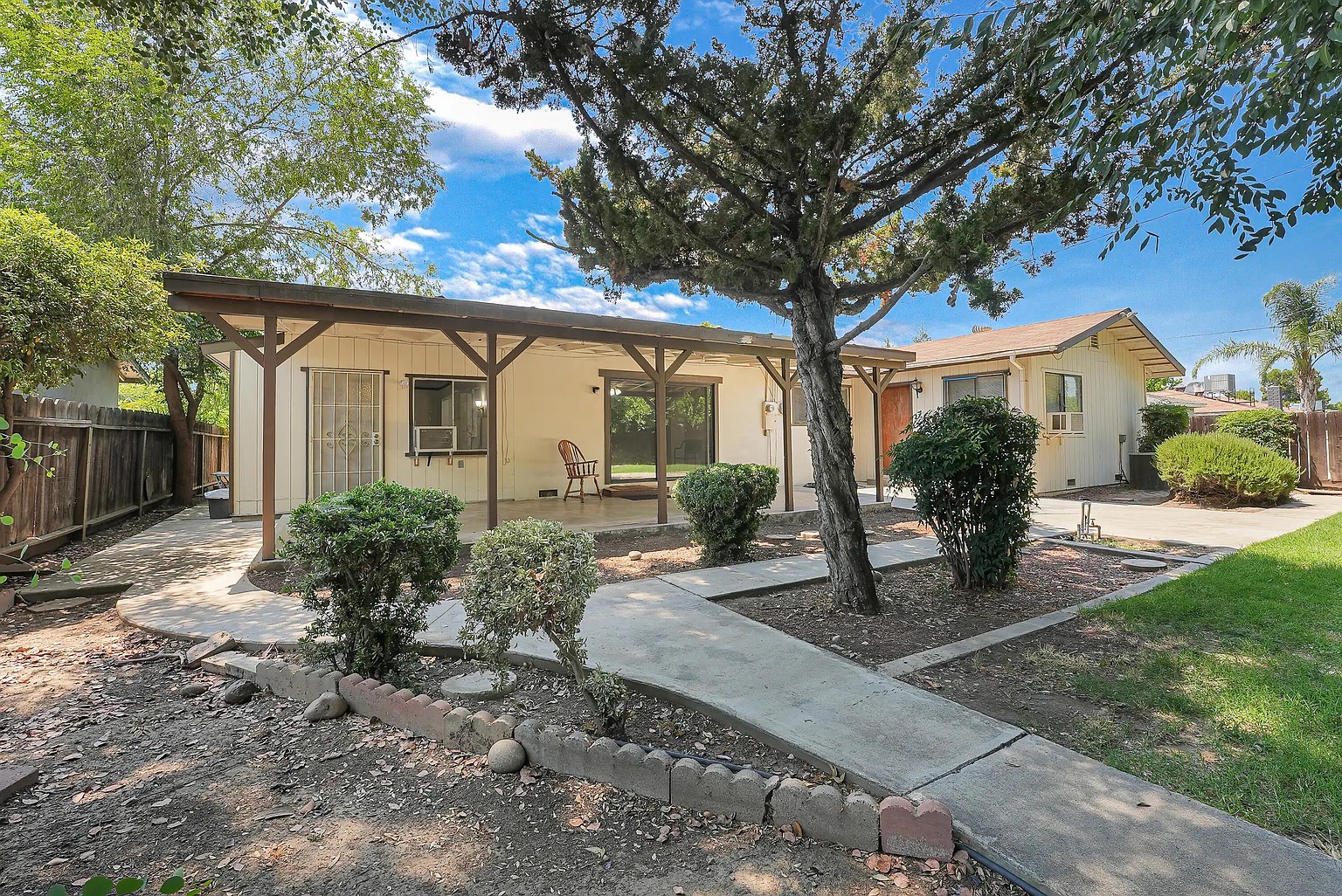 Real estate property located at 3732 W Paradise Avenue, Sw Visalia, Visalia, CA