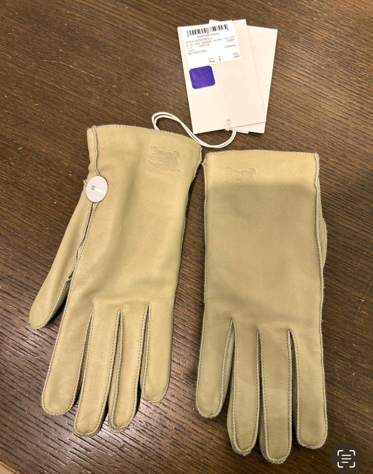 Burberry Beige Leather Gloves