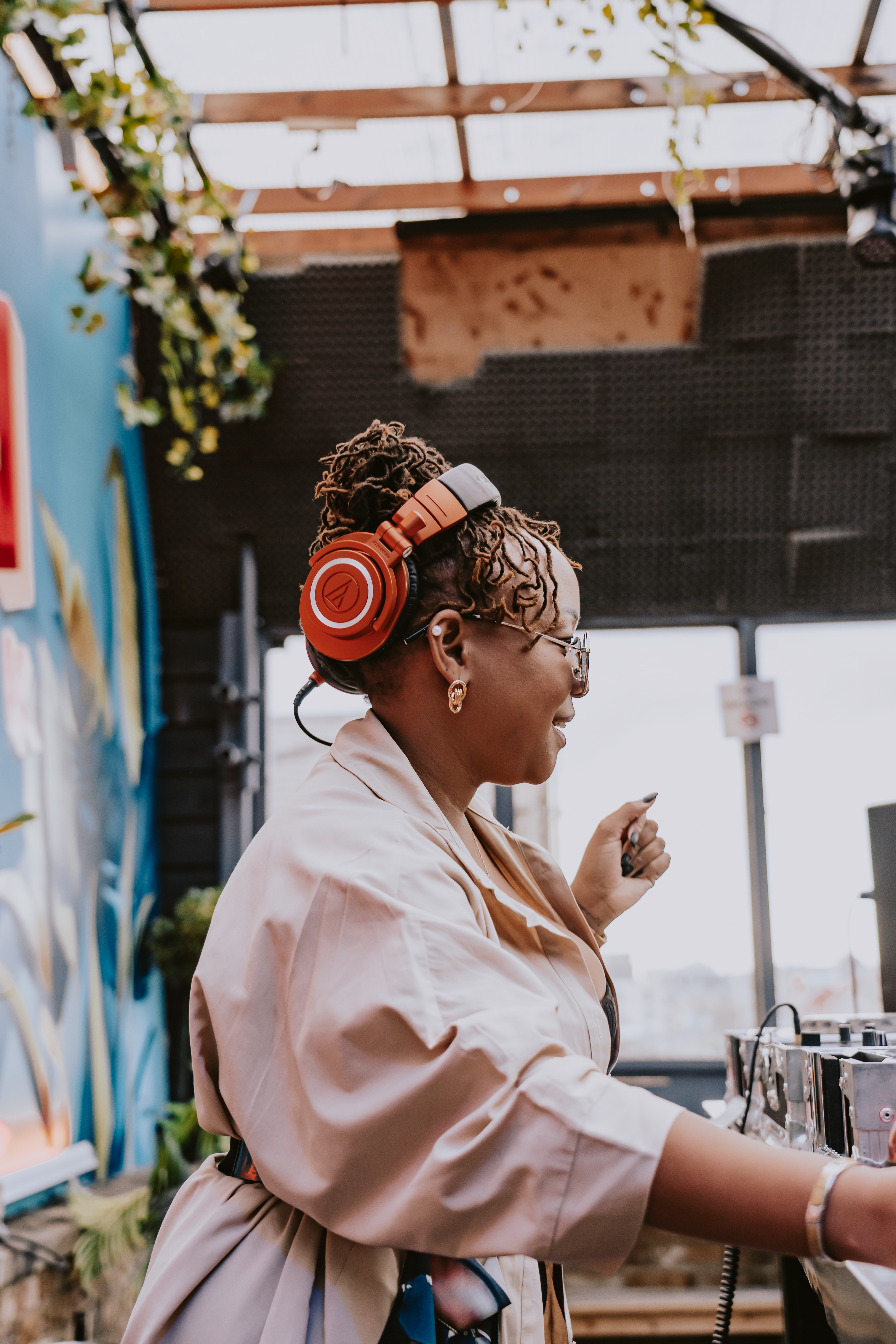 Sondela London: Summer Ascension w/ Artist Lebo, CLEIDO, Dillan Desai, Louie Dunmore, Mike Steva & Shamiso photo 48