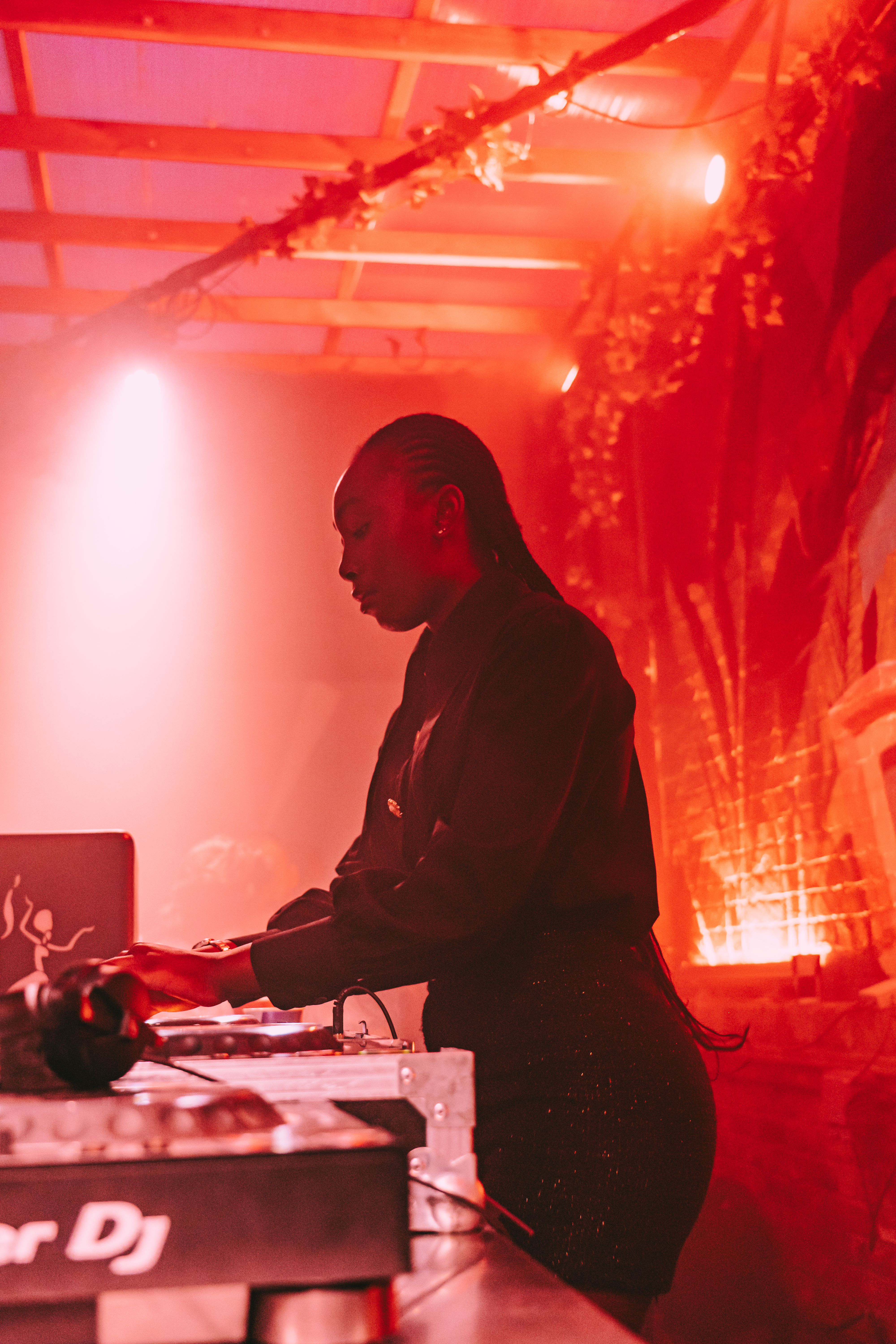 Sondela London: Summer Ascension w/ Artist Lebo, CLEIDO, Dillan Desai, Louie Dunmore, Mike Steva & Shamiso photo 158