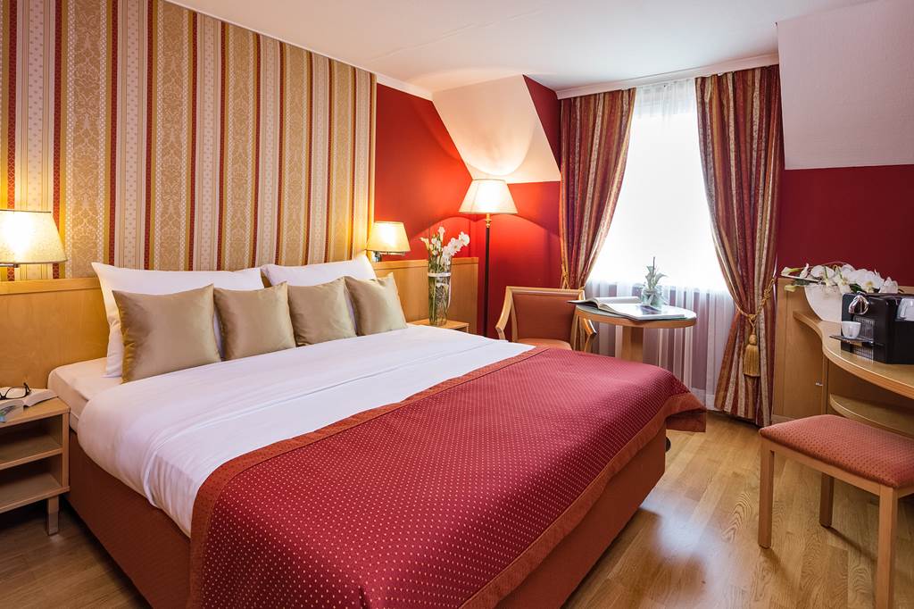 VIE_72094_Austria_Trend_Hotel_Ananas_1017_01.jpg