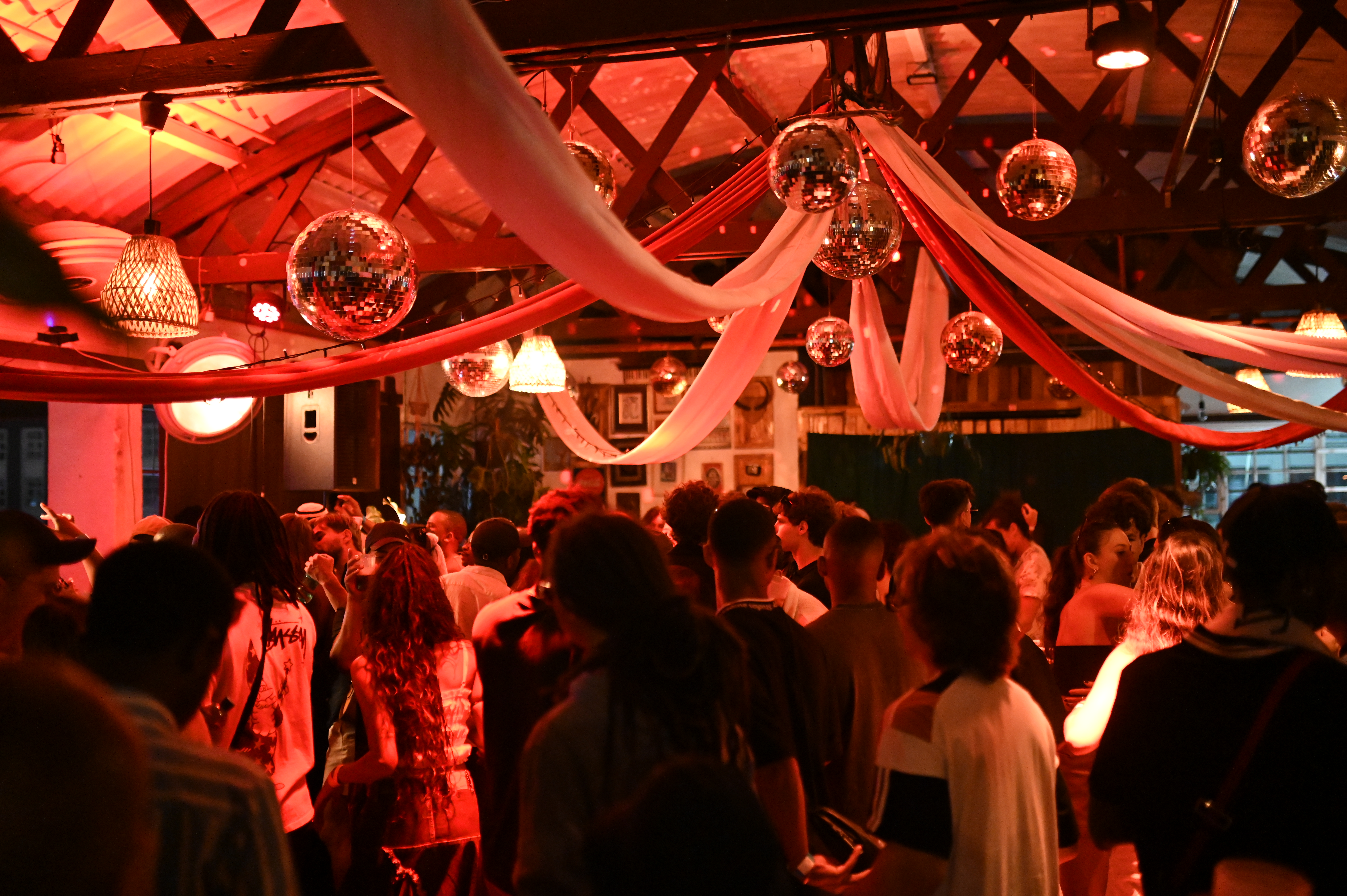 Sondela Cape Town: Atmos Blaq, Lazarusman, Pierre Johnson, Vanco gallery image 124