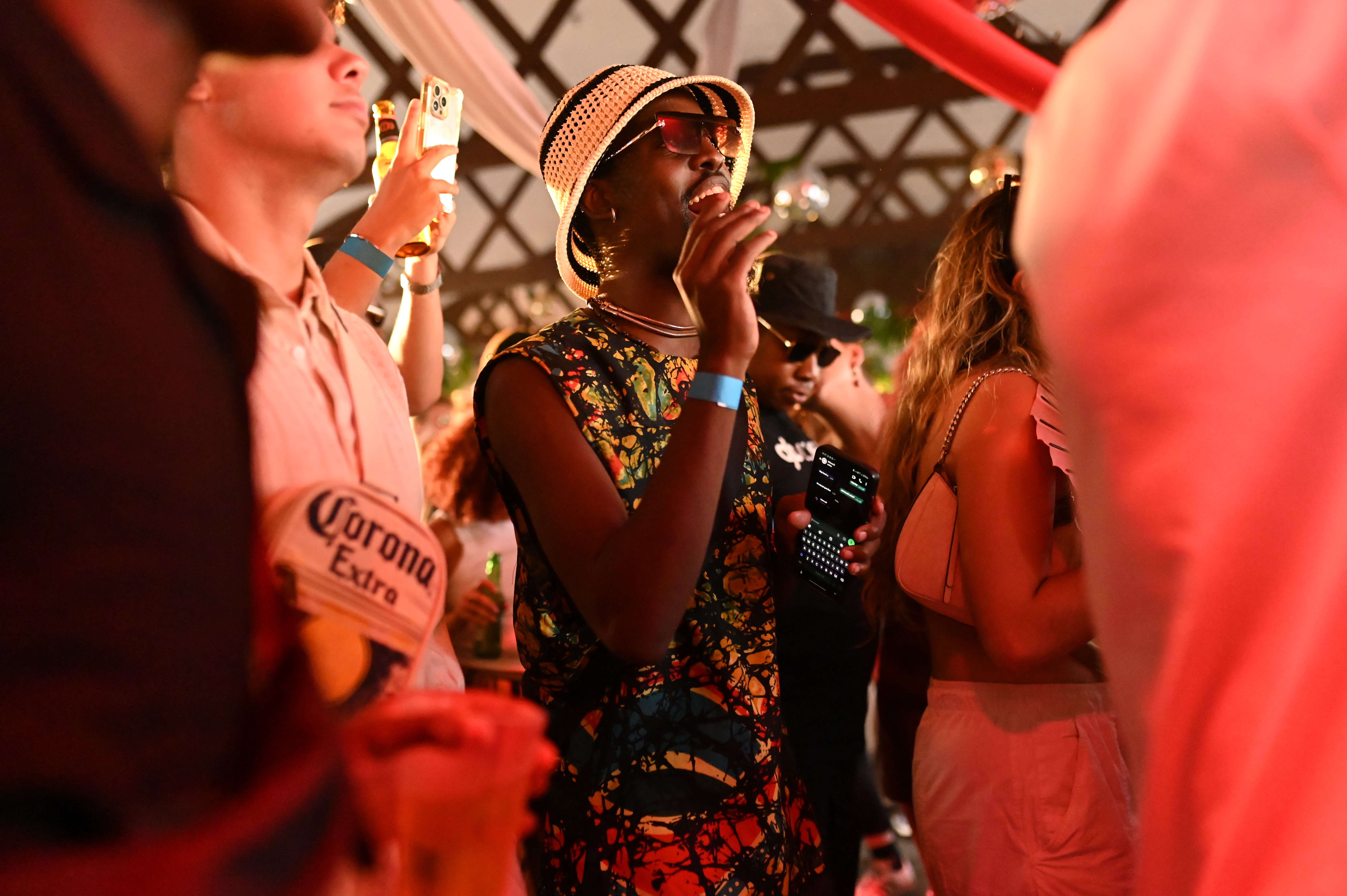 Sondela Cape Town: Atmos Blaq, Lazarusman, Pierre Johnson, Vanco gallery image 54