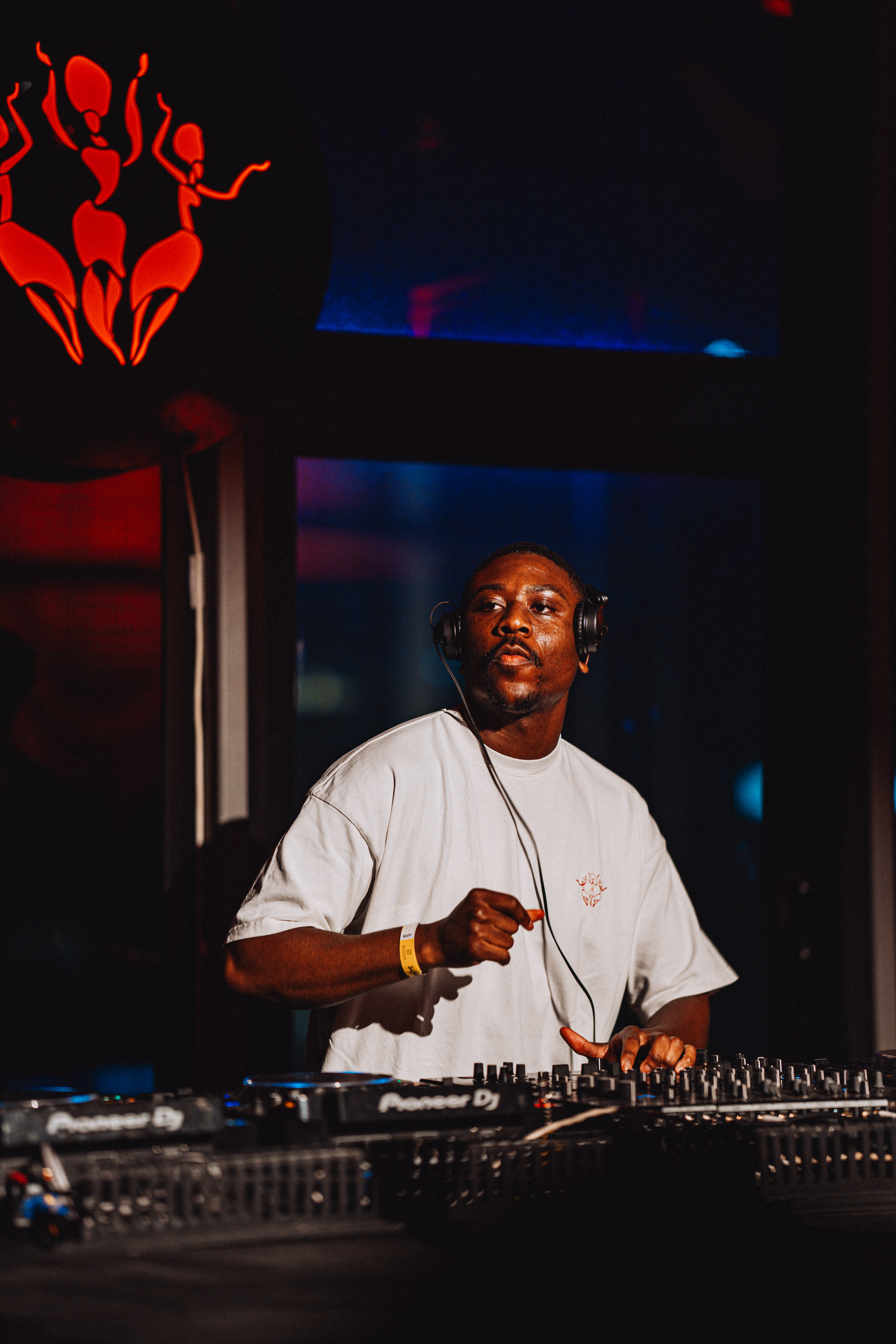 Sondela Nairobi: Sky White, CLEIDO & Louie Dunmore photo 40