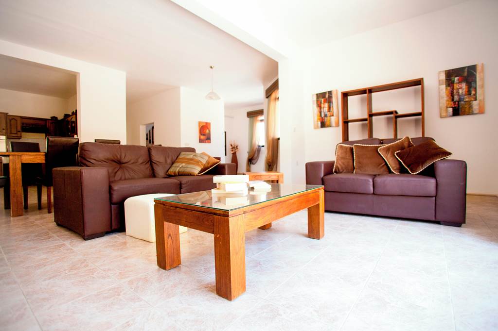 MLA_79941_Gozo_Villas-_Hgieri_Four_Bedroom_Villa_0119_11.jpg