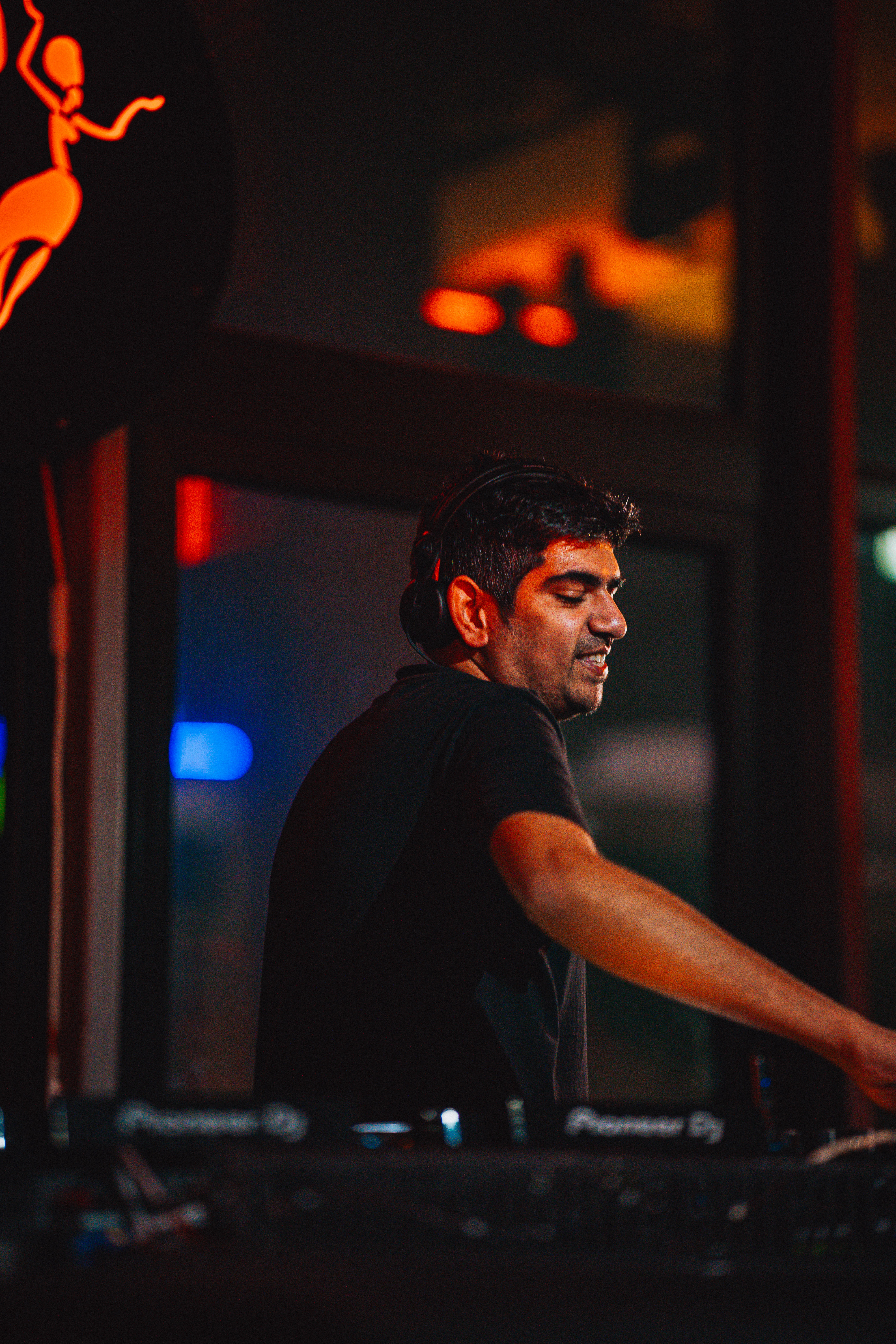 Sondela Nairobi: Sky White, CLEIDO & Louie Dunmore photo 2