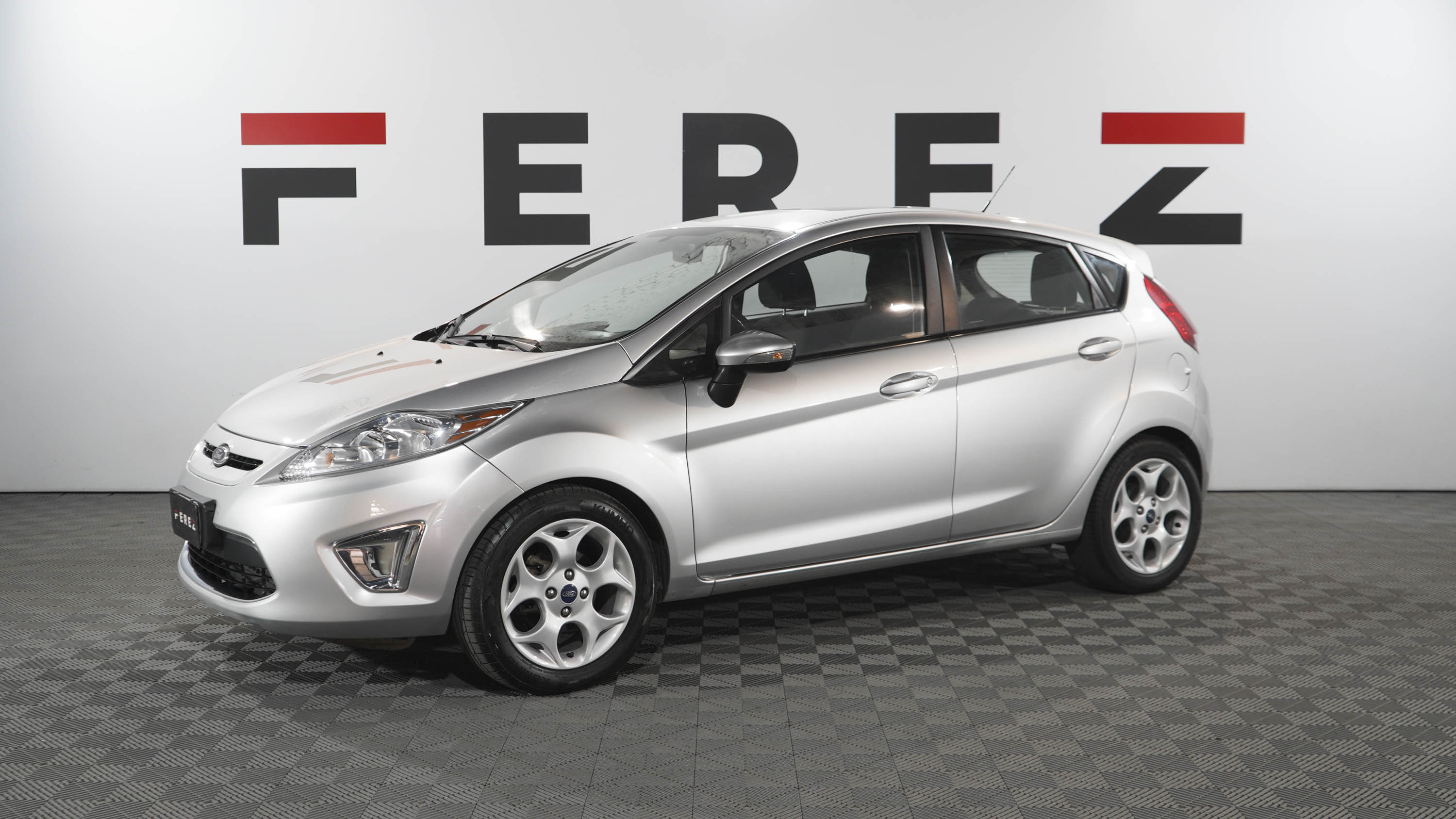 ford FIESTA 1.6 KINETIC TITANIUM