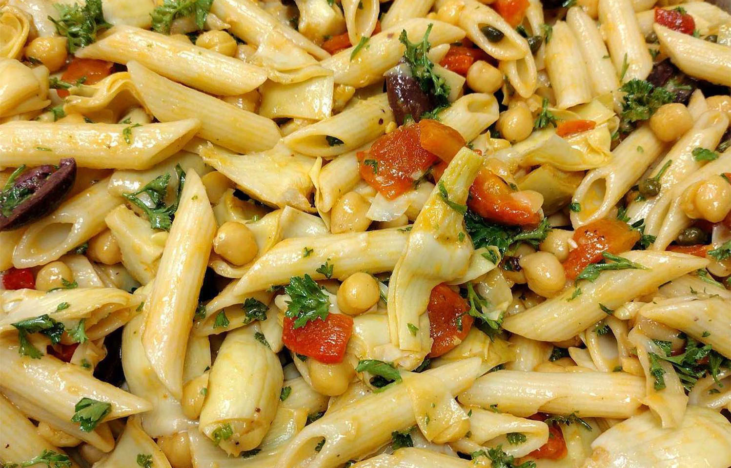 Main Squeeze provides locally sourced and organic food and juice in Columbia, MO.