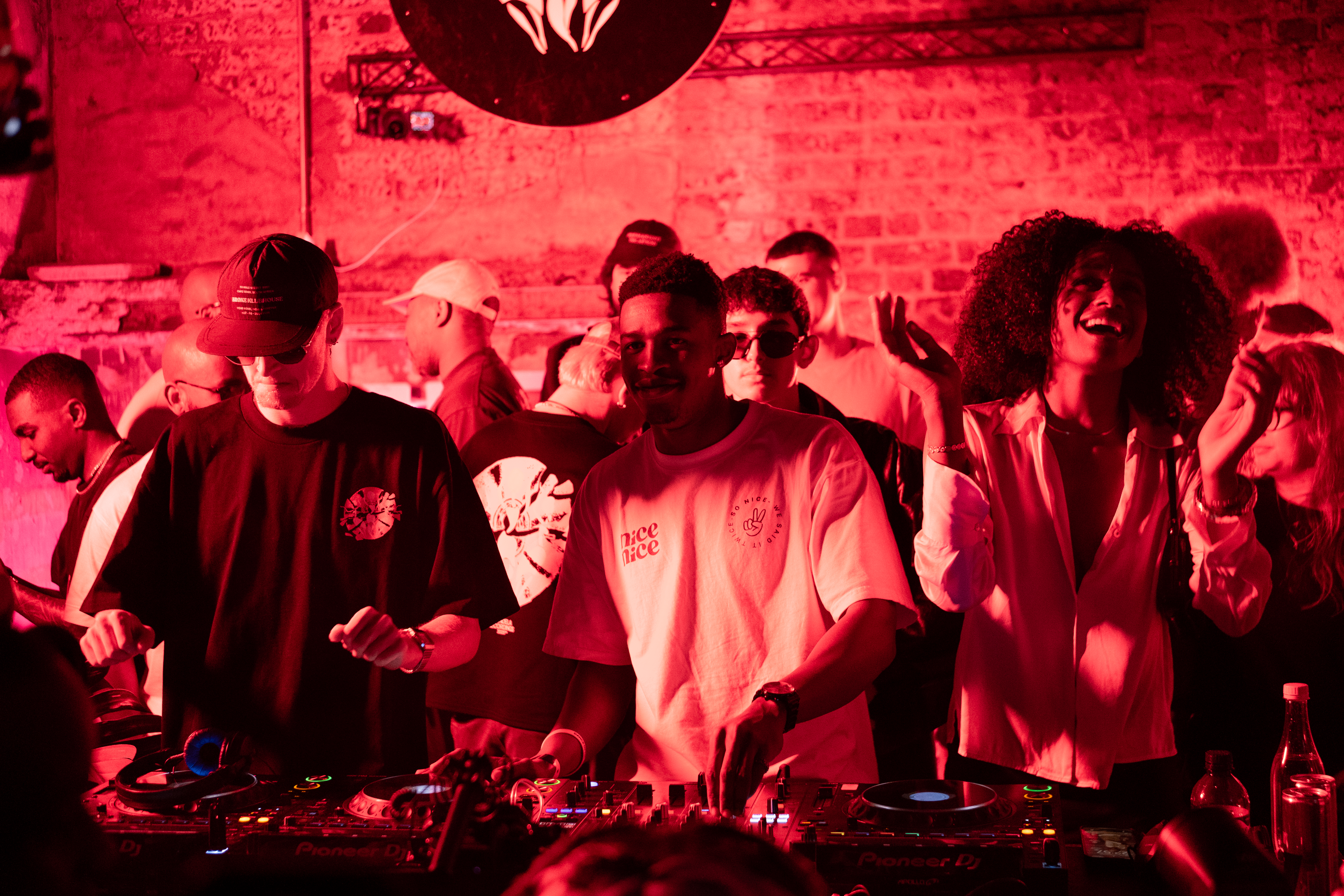 Sondela Cape Town: Thakzin, Lemon & Herb + Thandi Draai photo 112