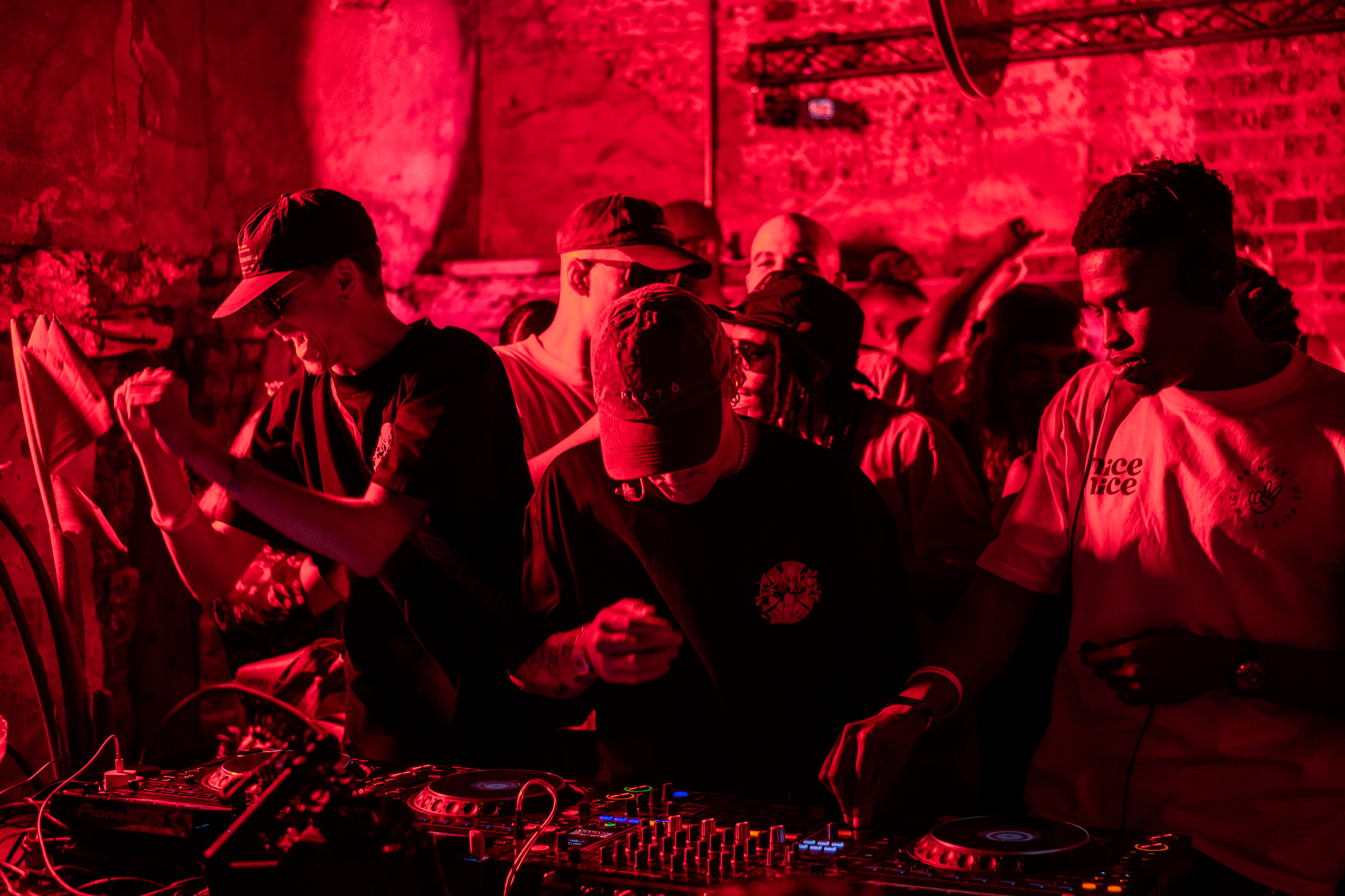 Sondela Cape Town: Thakzin, Lemon & Herb + Thandi Draai photo 102