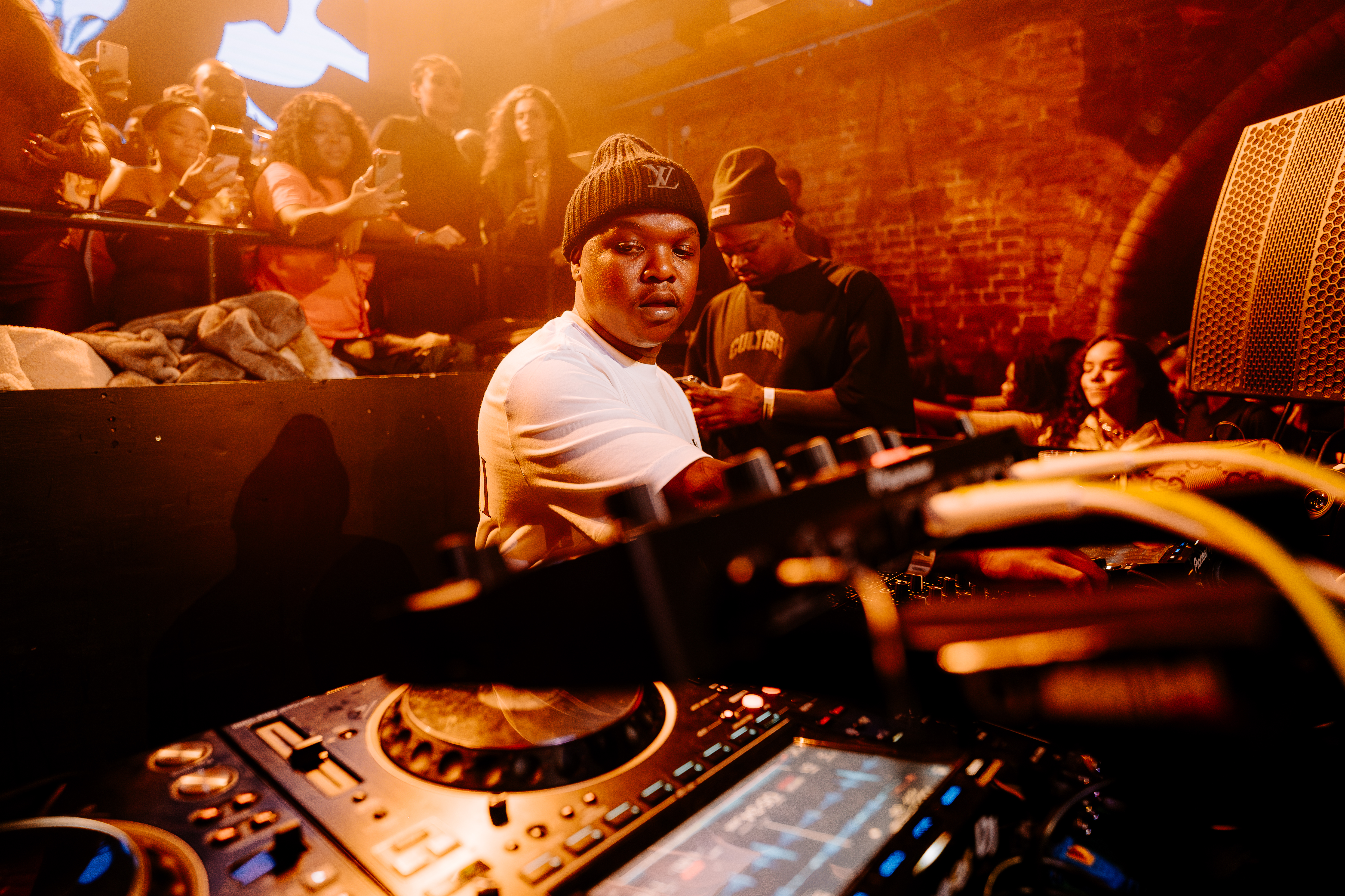 Sondela London: Dlala Thukzin, Lemon & Herb photo 35