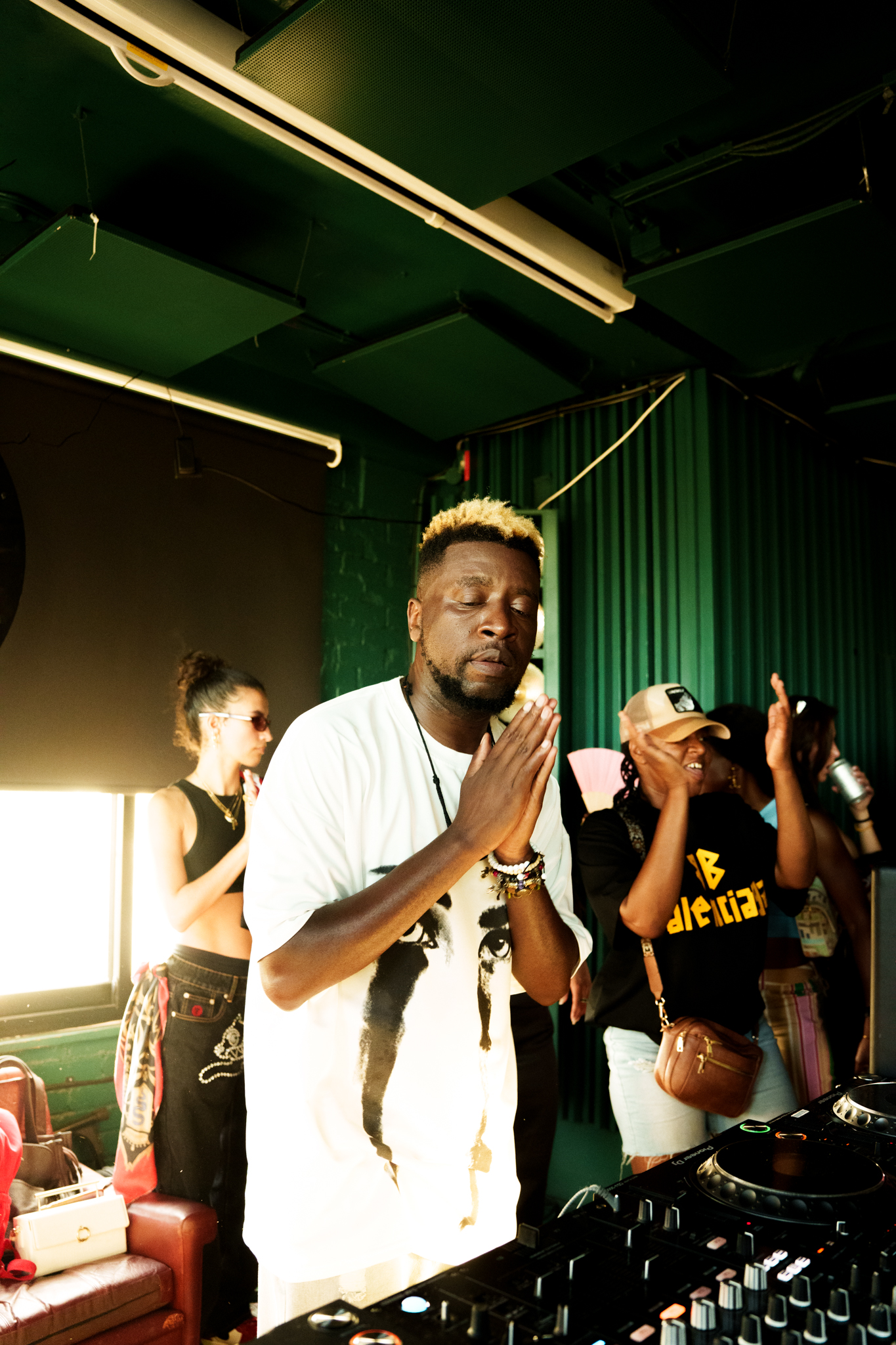 Sondela London: Dr Feel, AVG, Nicky Summers photo 126