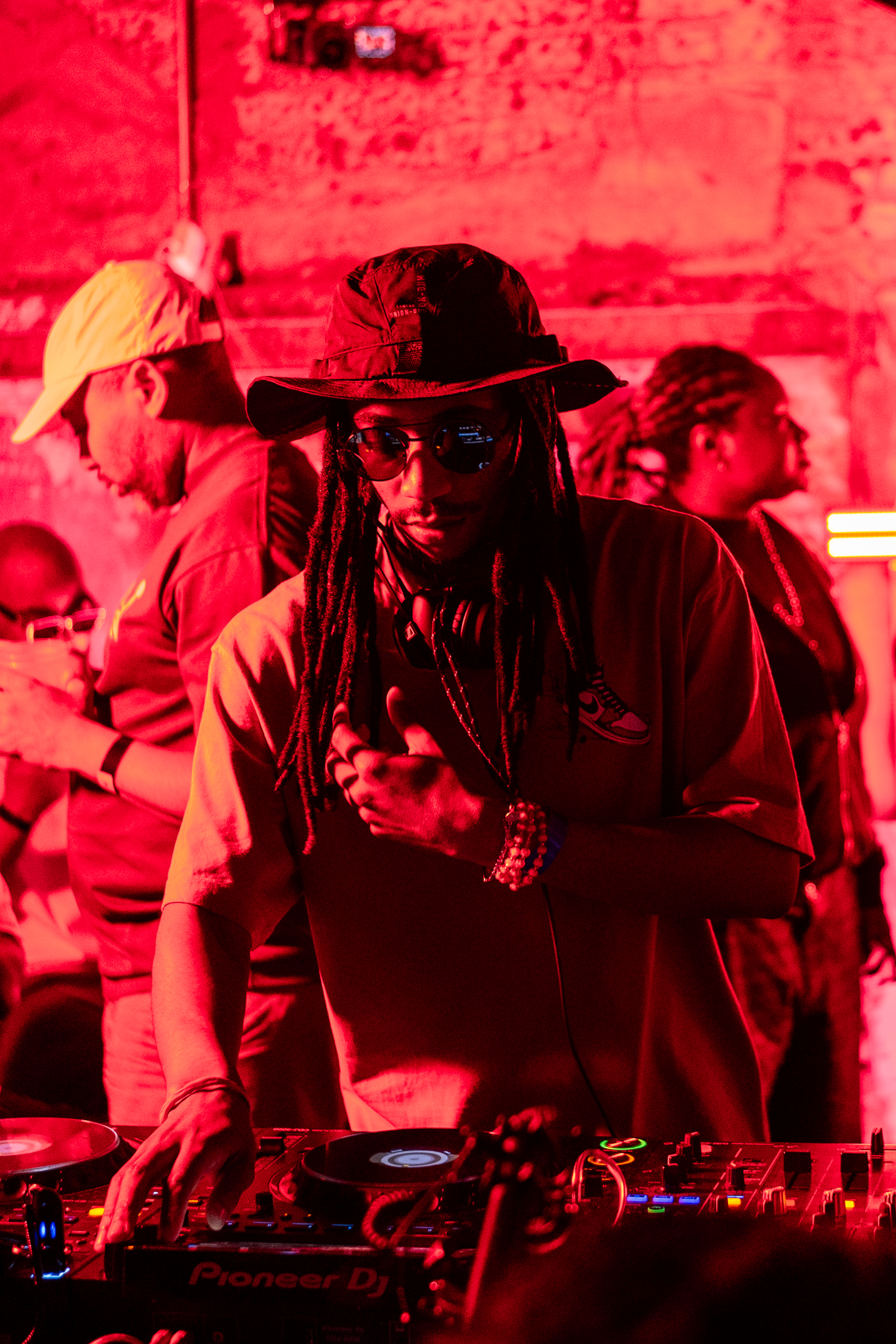 Sondela Cape Town: Thakzin, Lemon & Herb + Thandi Draai photo 92