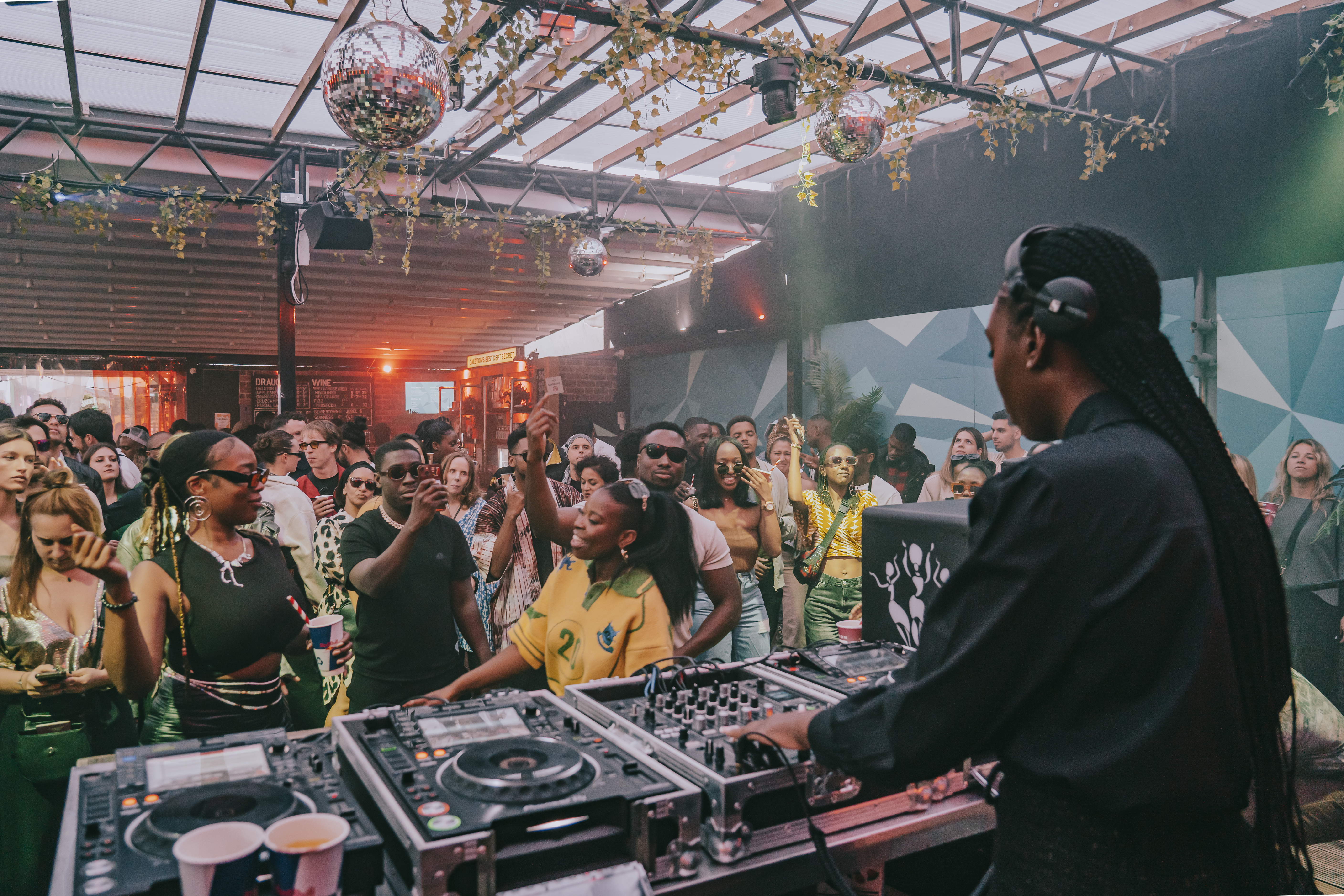 Sondela London: Summer Ascension w/ Artist Lebo, CLEIDO, Dillan Desai, Louie Dunmore, Mike Steva & Shamiso photo 127