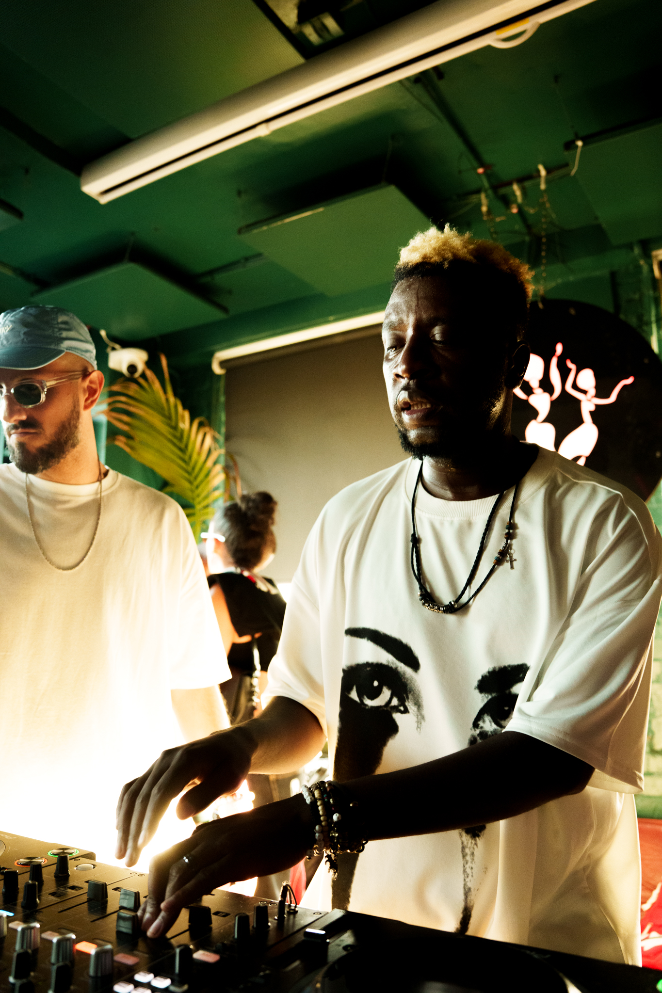 Sondela London: Dr Feel, AVG, Nicky Summers photo 129