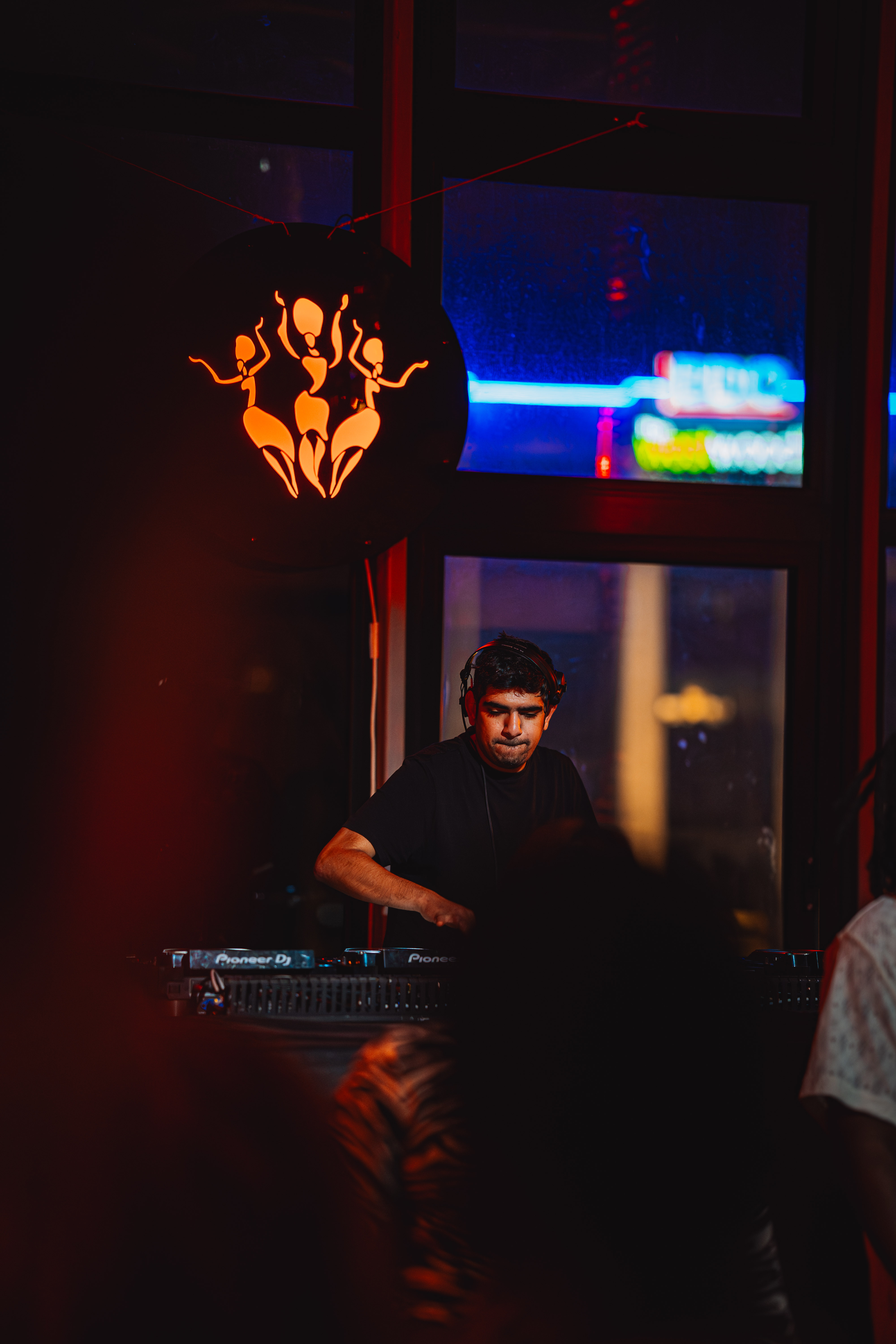 Sondela Nairobi: Sky White, CLEIDO & Louie Dunmore photo 9