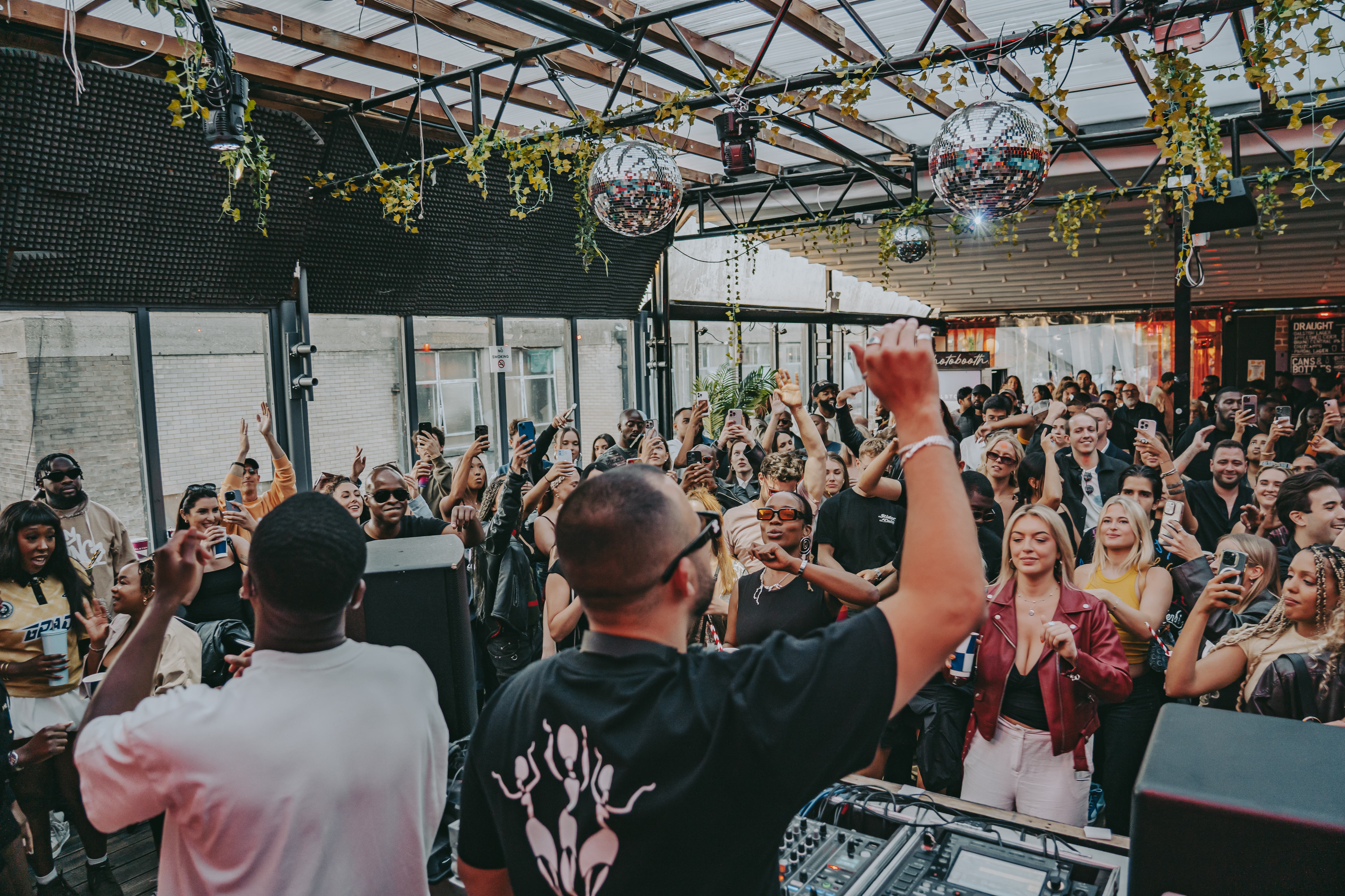 Sondela London: Summer Ascension w/ Artist Lebo, CLEIDO, Dillan Desai, Louie Dunmore, Mike Steva & Shamiso photo 113