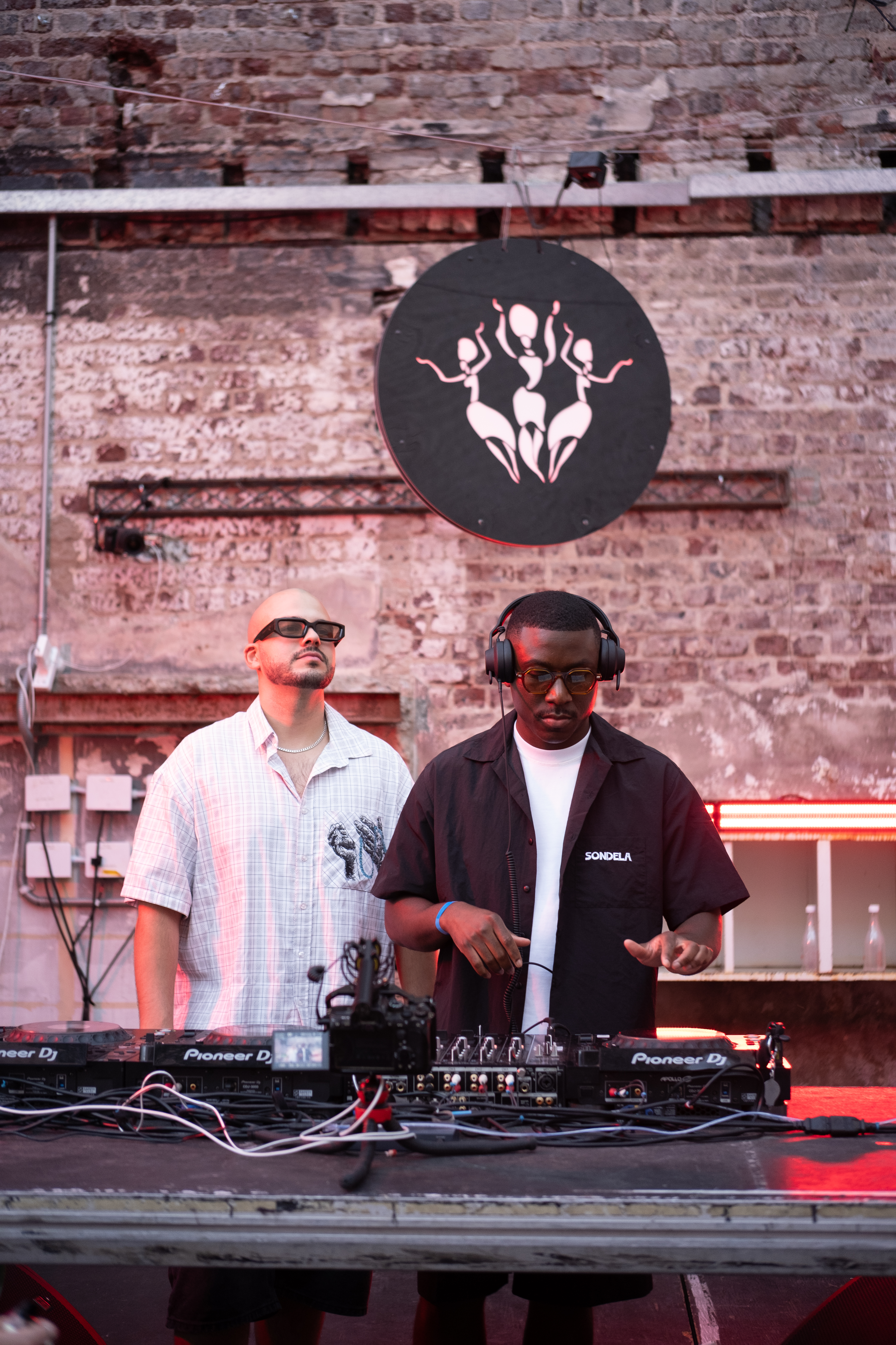 Sondela Cape Town: Thakzin, Lemon & Herb + Thandi Draai photo 3