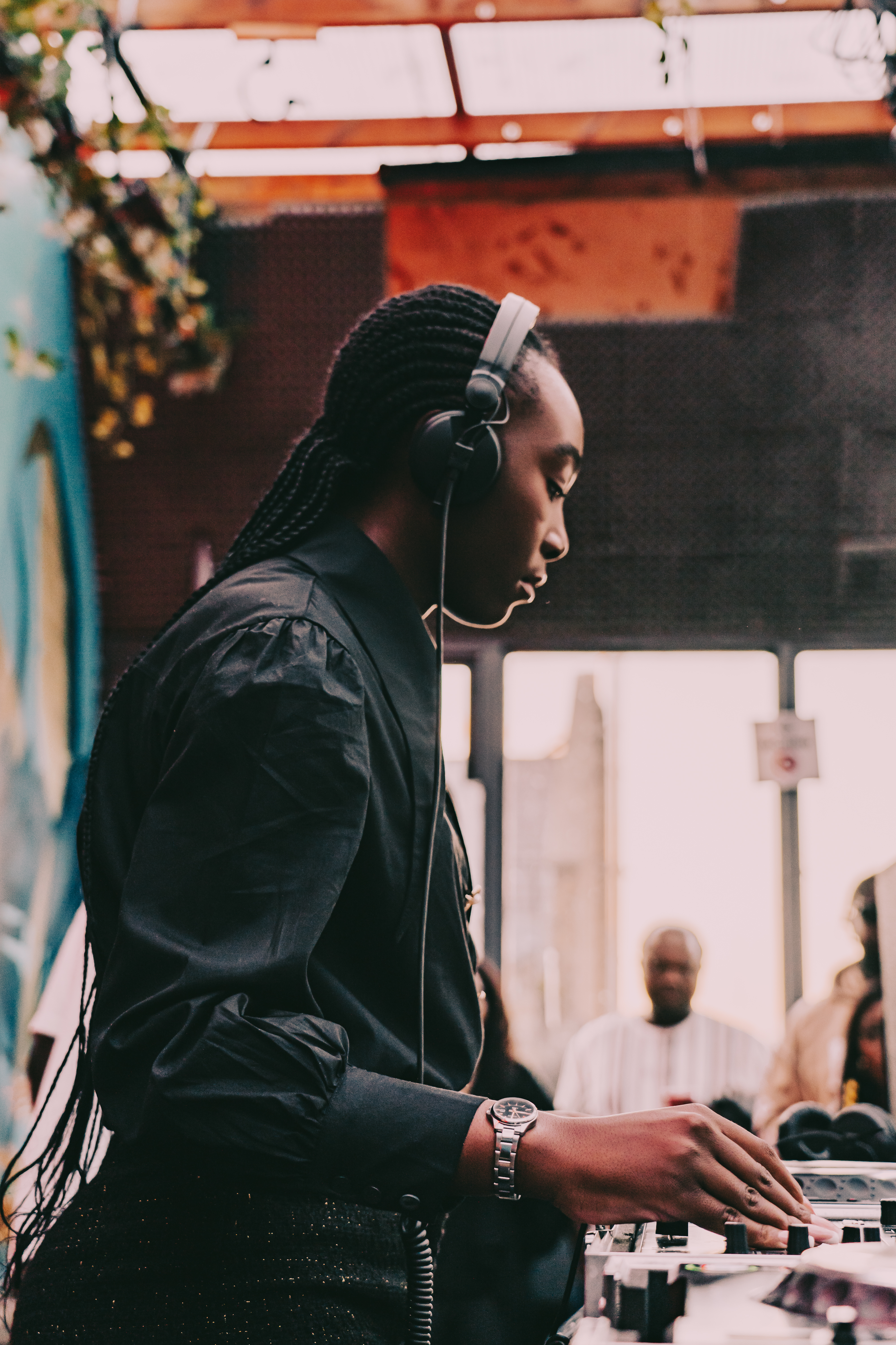 Sondela London: Summer Ascension w/ Artist Lebo, CLEIDO, Dillan Desai, Louie Dunmore, Mike Steva & Shamiso photo 119