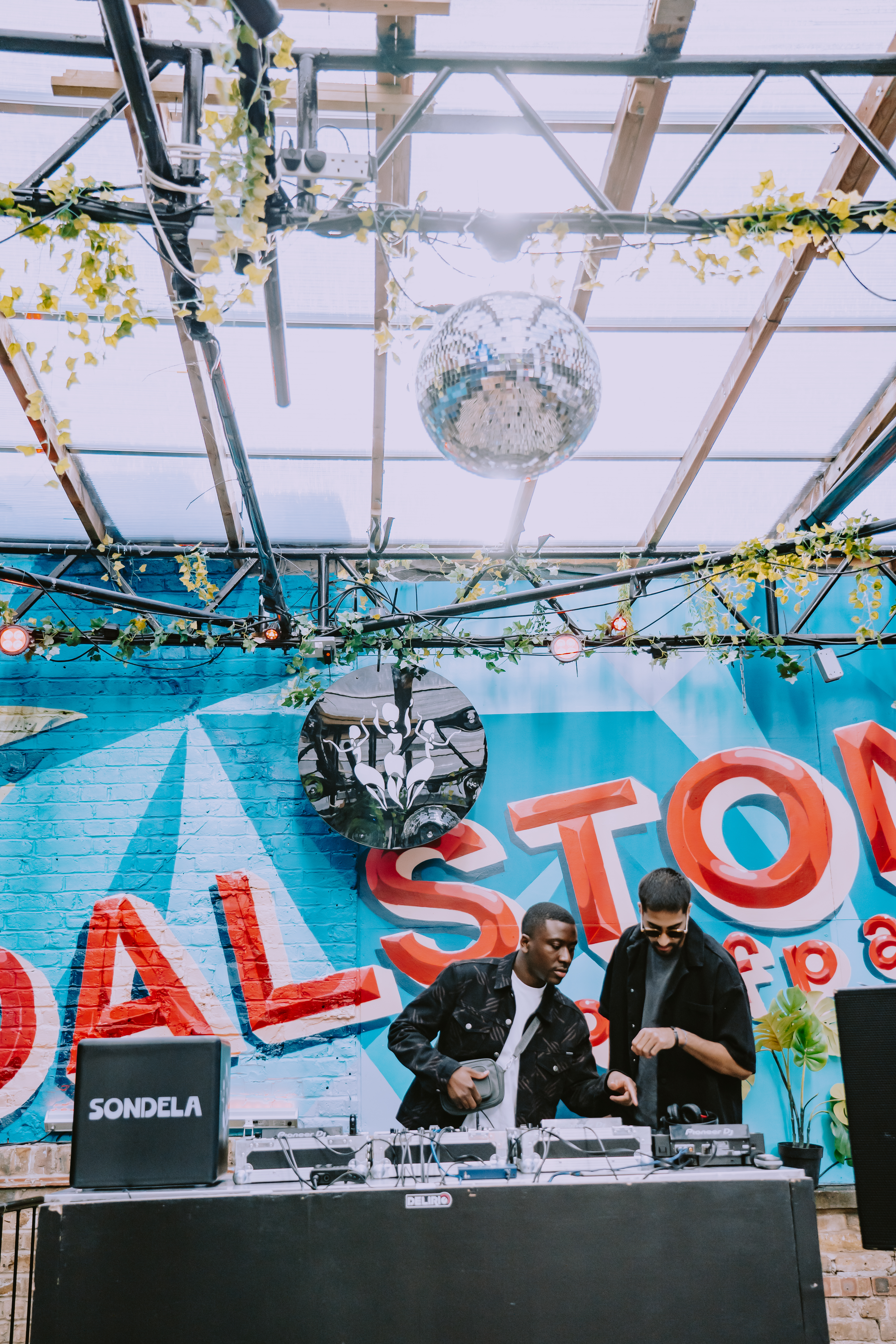 Sondela London: Summer Ascension w/ Artist Lebo, CLEIDO, Dillan Desai, Louie Dunmore, Mike Steva & Shamiso photo 7