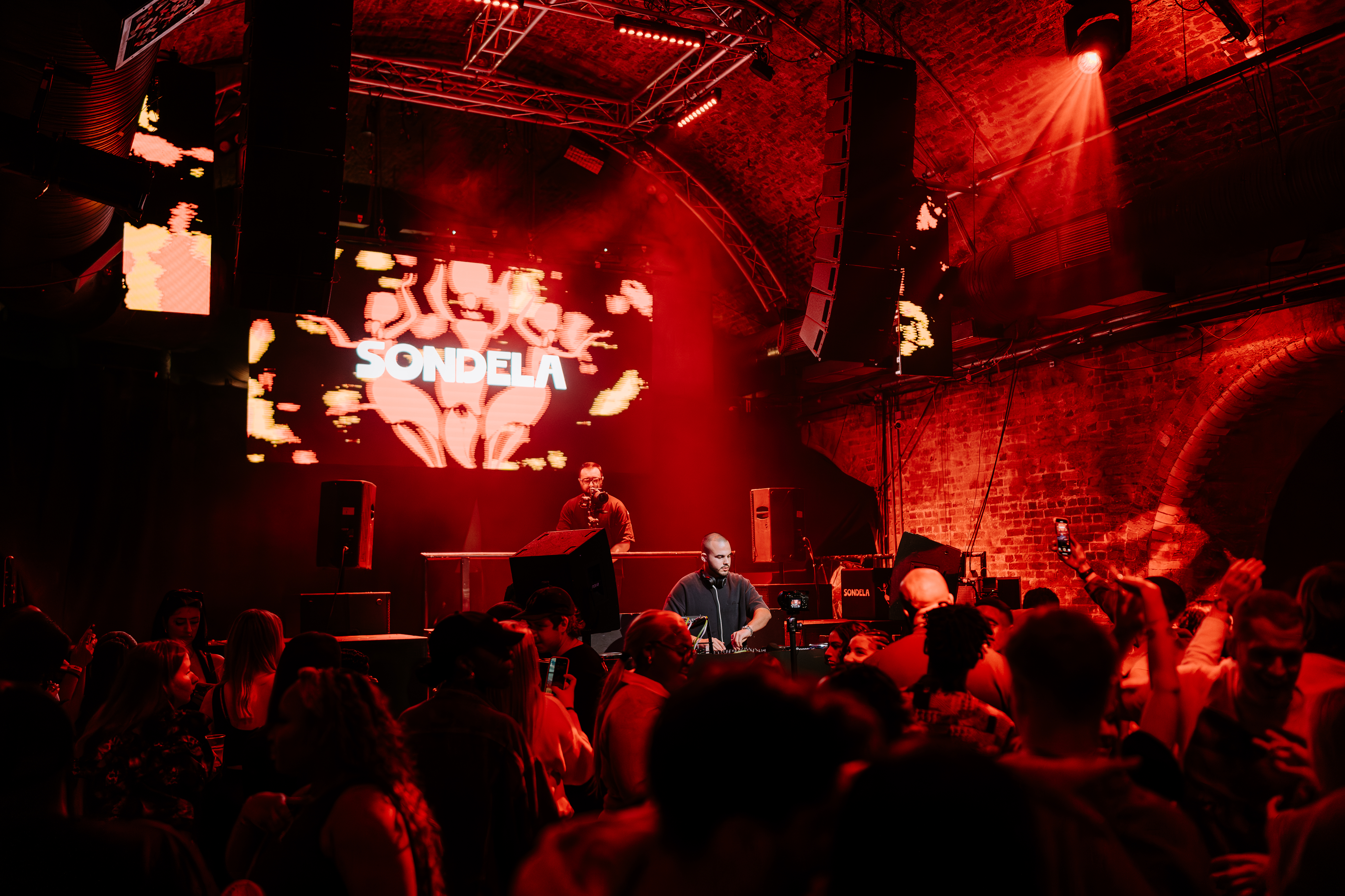 Sondela London: Dlala Thukzin, Lemon & Herb photo 8