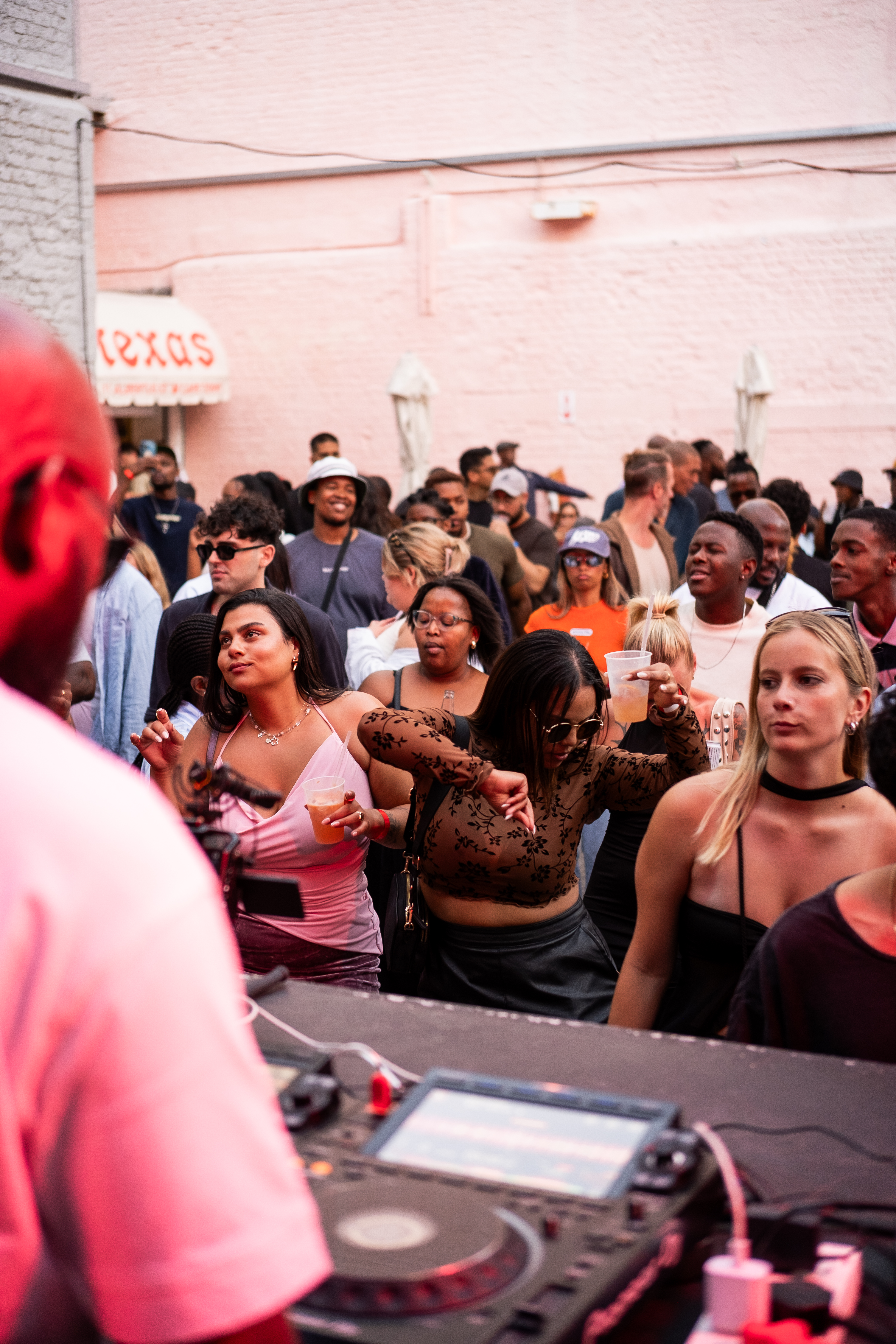 Sondela Cape Town: Thakzin, Lemon & Herb + Thandi Draai photo 11