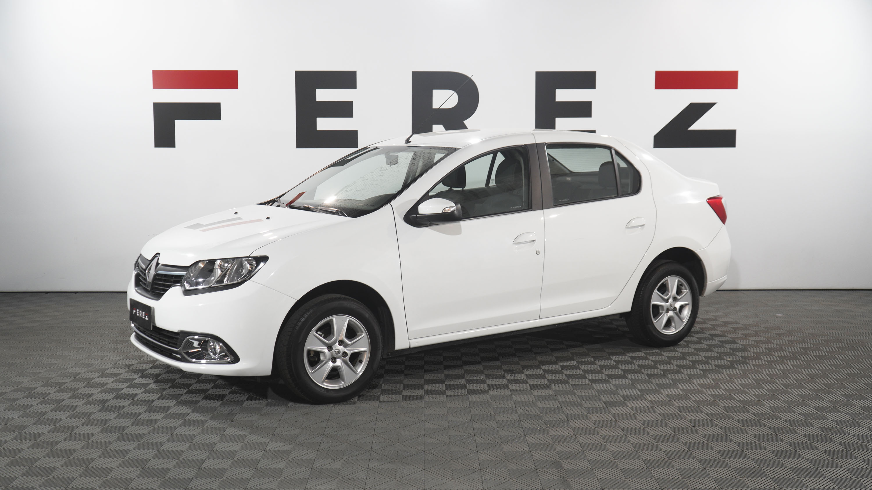 renault LOGAN 1.6 PRIVILEGE  MT