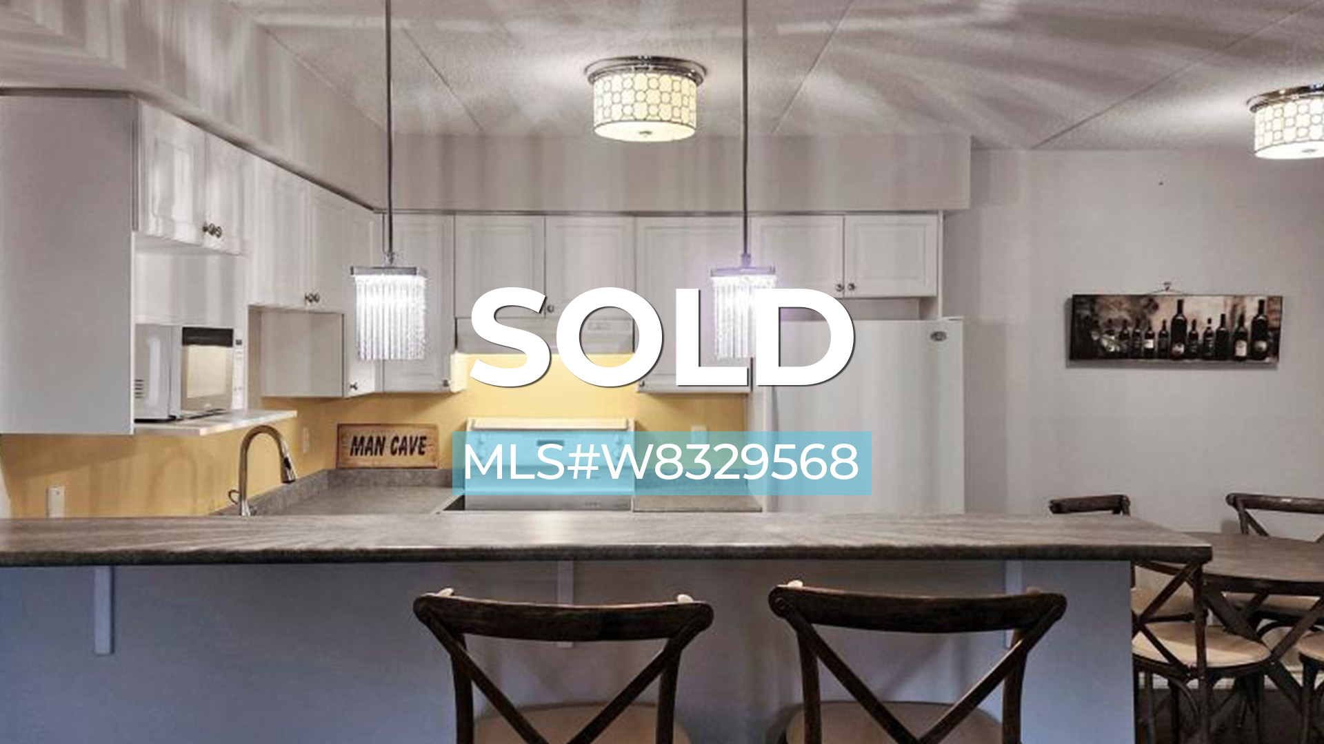 204-1450 Bishops Gate, Oakville