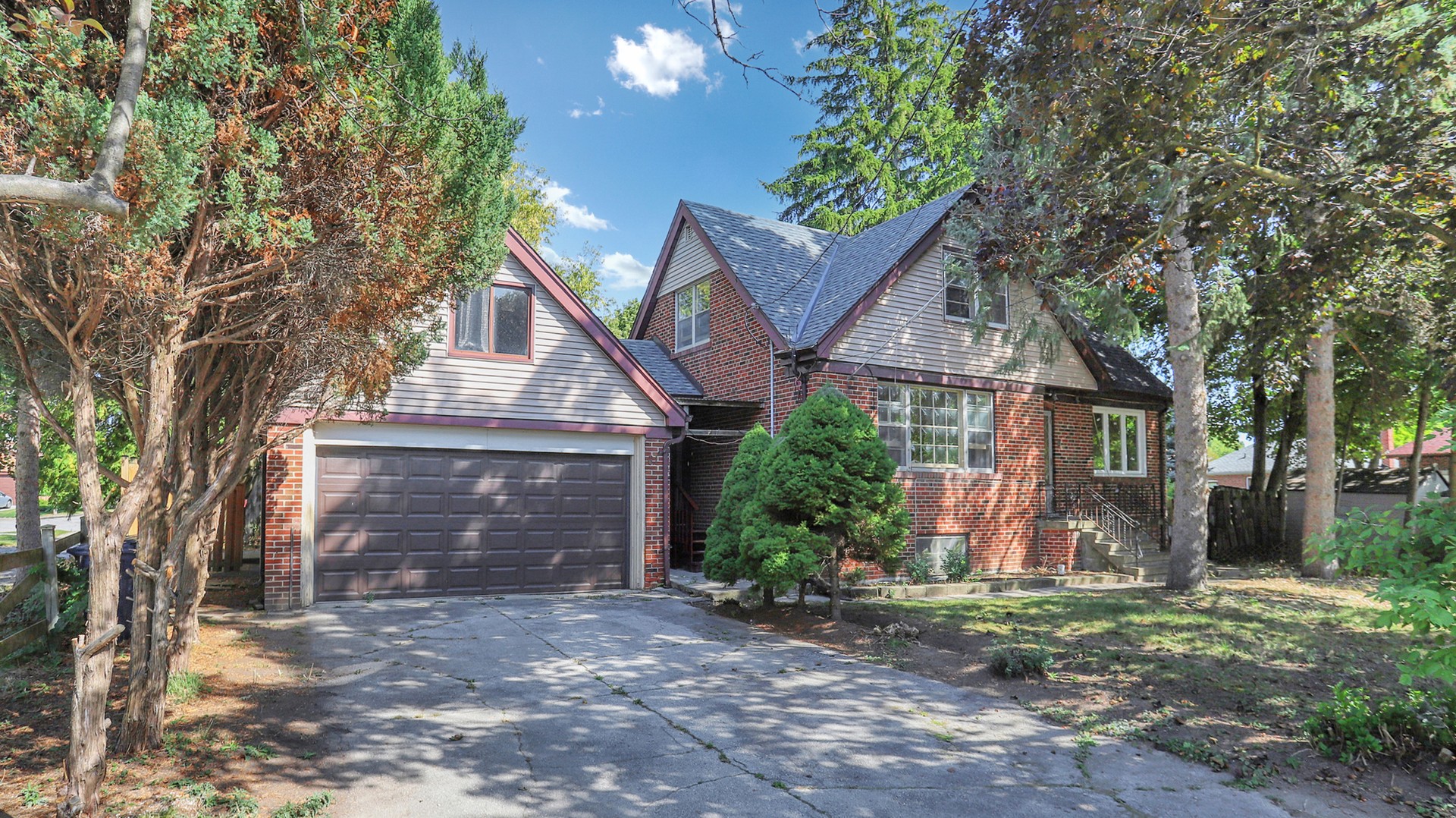 61 Talbot Road, North York