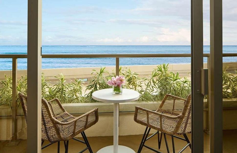 Outrigger-Reef-Waikiki-Beach-Resort-5.jpg