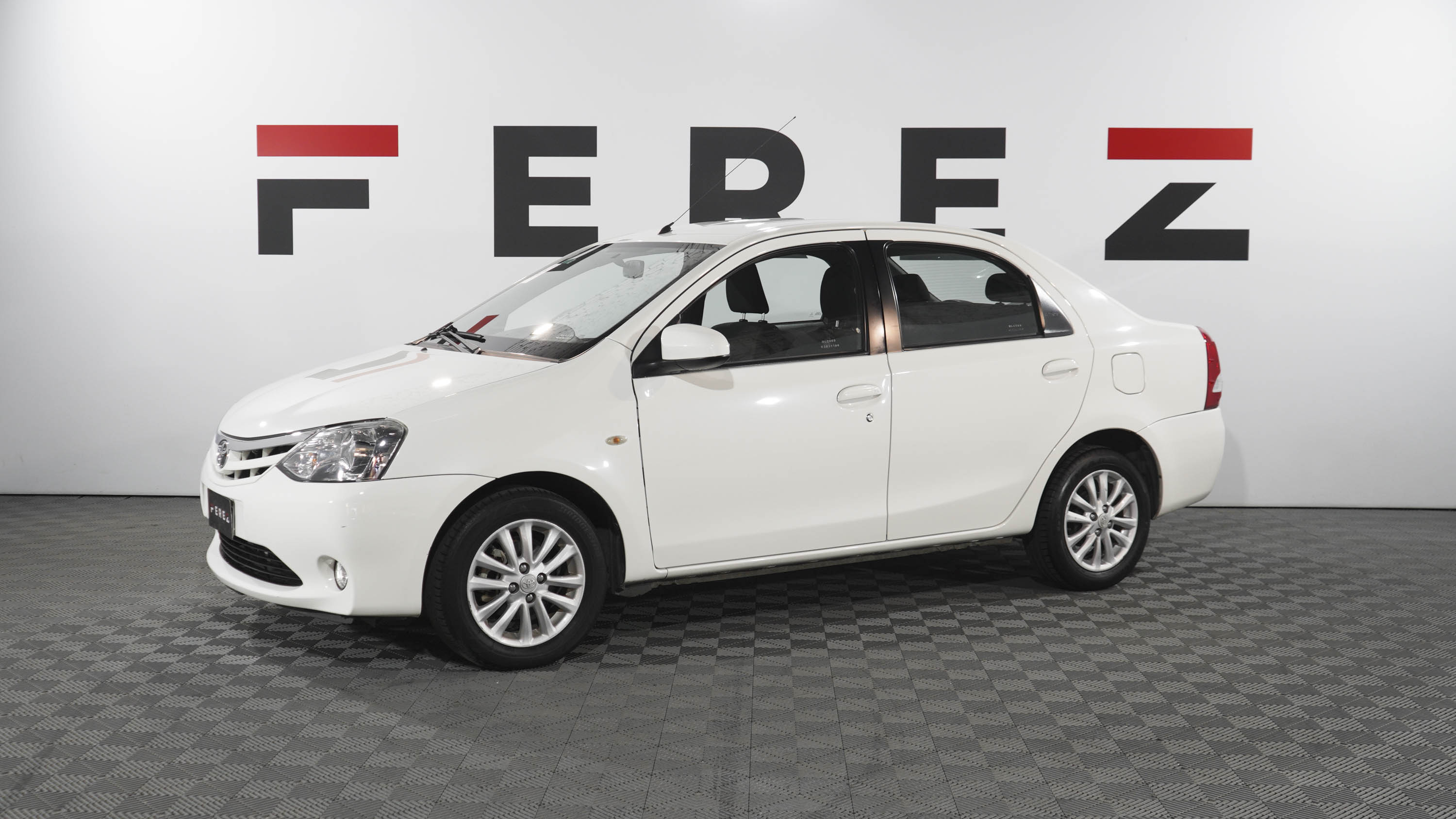 toyota Etios 1.5 XLS