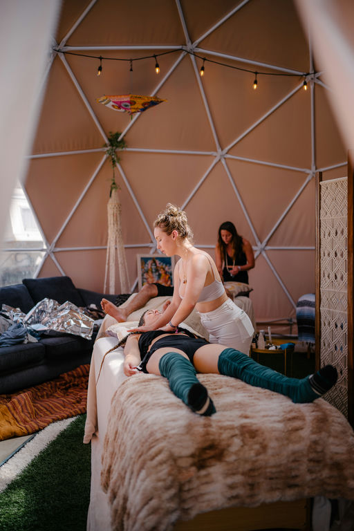 151. UW-23-@stefman_-01413-(Attendees, Sunday, Umbrellavation Oasis).jpg