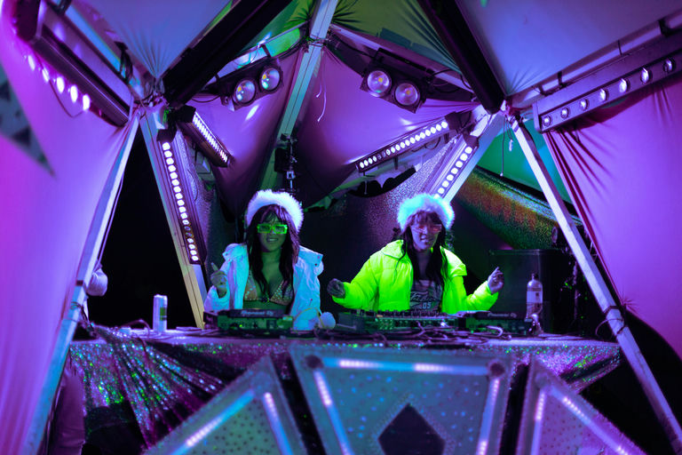 AUF23_Raecola_@hazzyvision