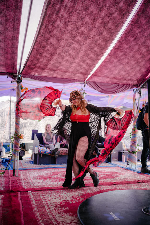 062. UW-23-@stefman_-09599-(Attendees, PG Squirt House, Saturday, Spacy Macy).jpg