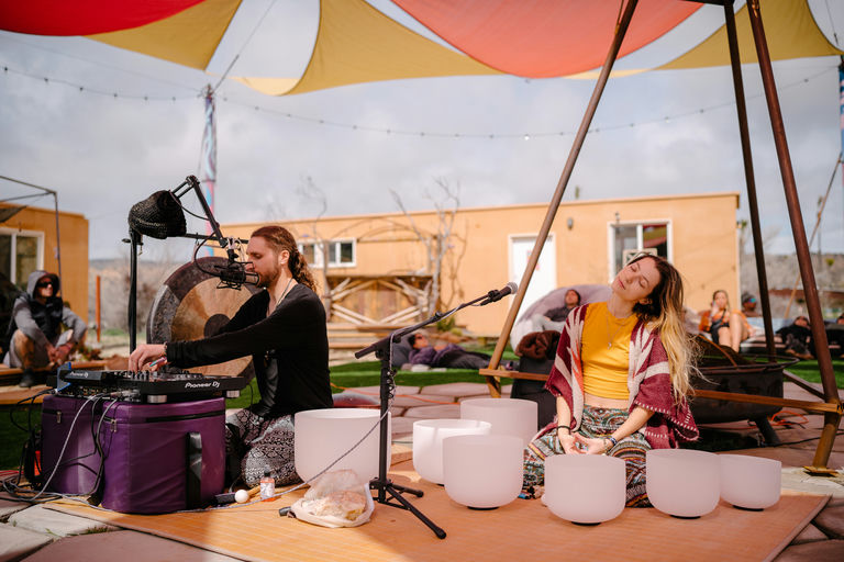 044. UW-23-@stefman_-09158-(Saturday, Subtle Sole Wellness, Umbrellavation Oasis, Workshop).jpg