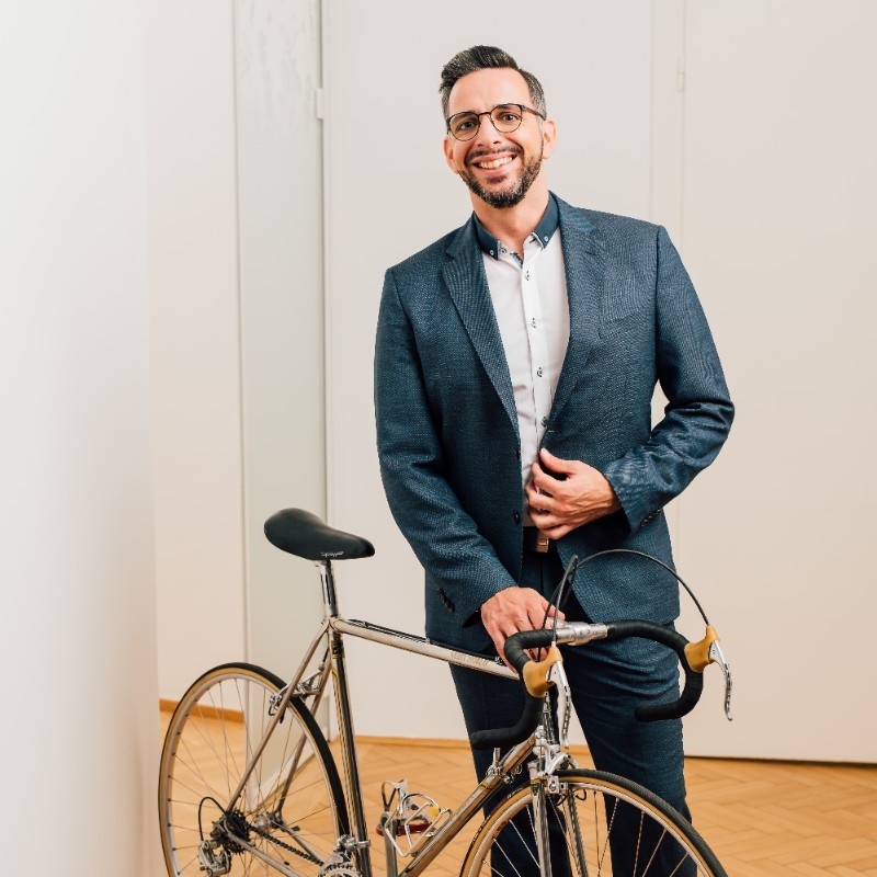 Photo of Sascha Plöbst