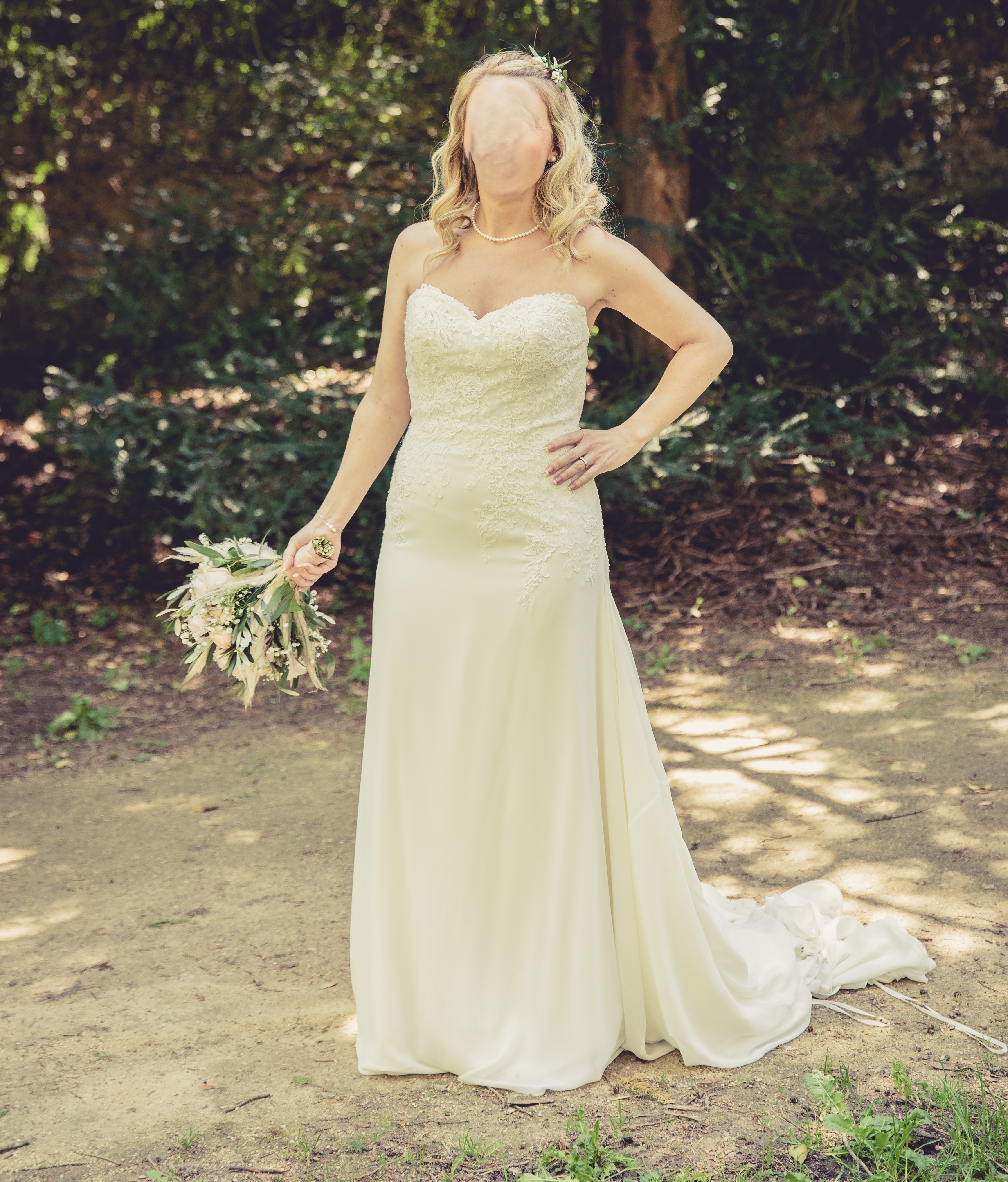 Robe de mariée White One d'occasion pas chère taille 38 - Joyne