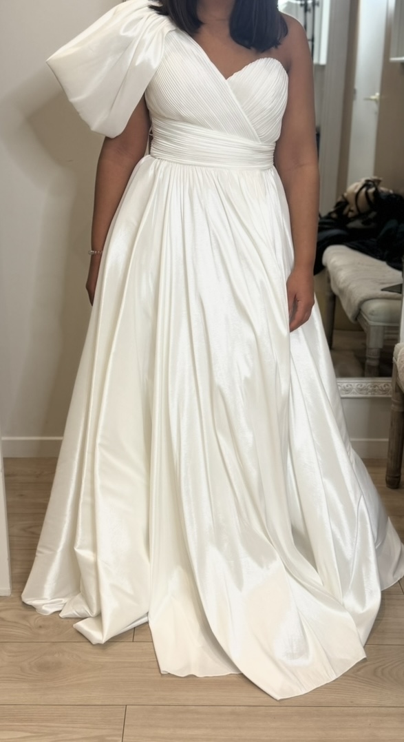 Robe de mariée Sposa  d'occasion pas chère taille 38/40/36 - Joyne