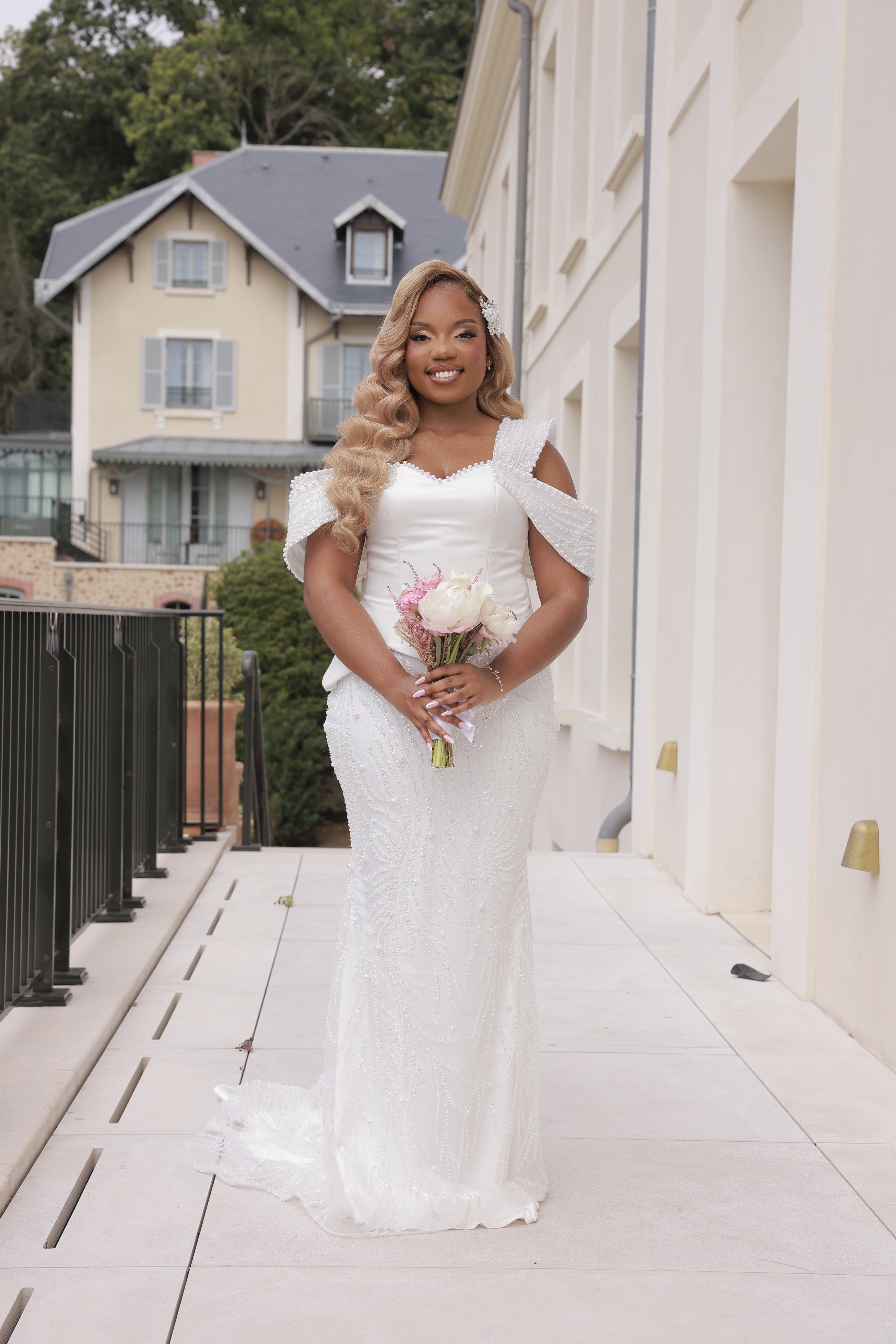 Robe de mariée Confection sur mesure  d'occasion pas chère taille 40/42 - Joyne